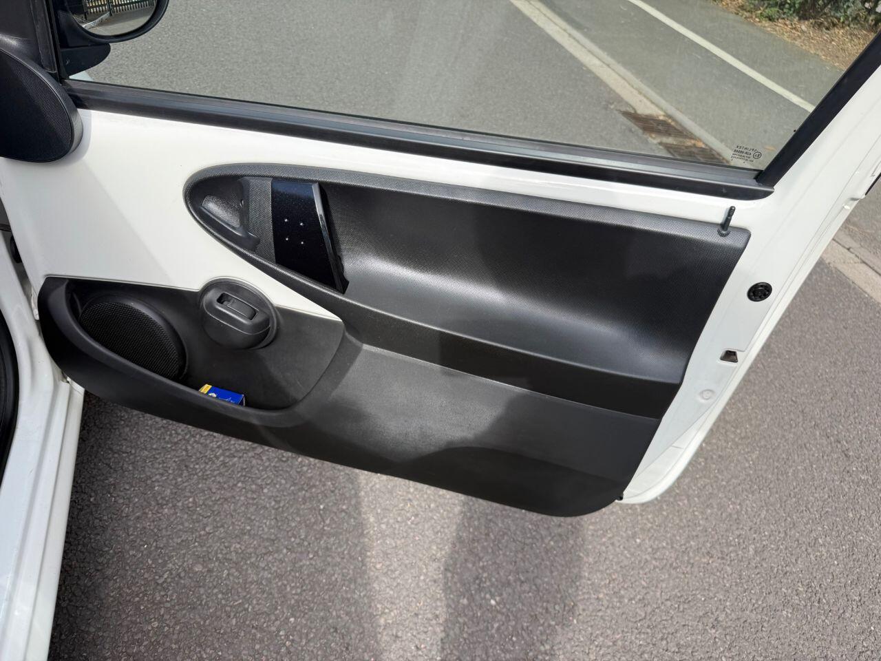Citroen C1 view 25