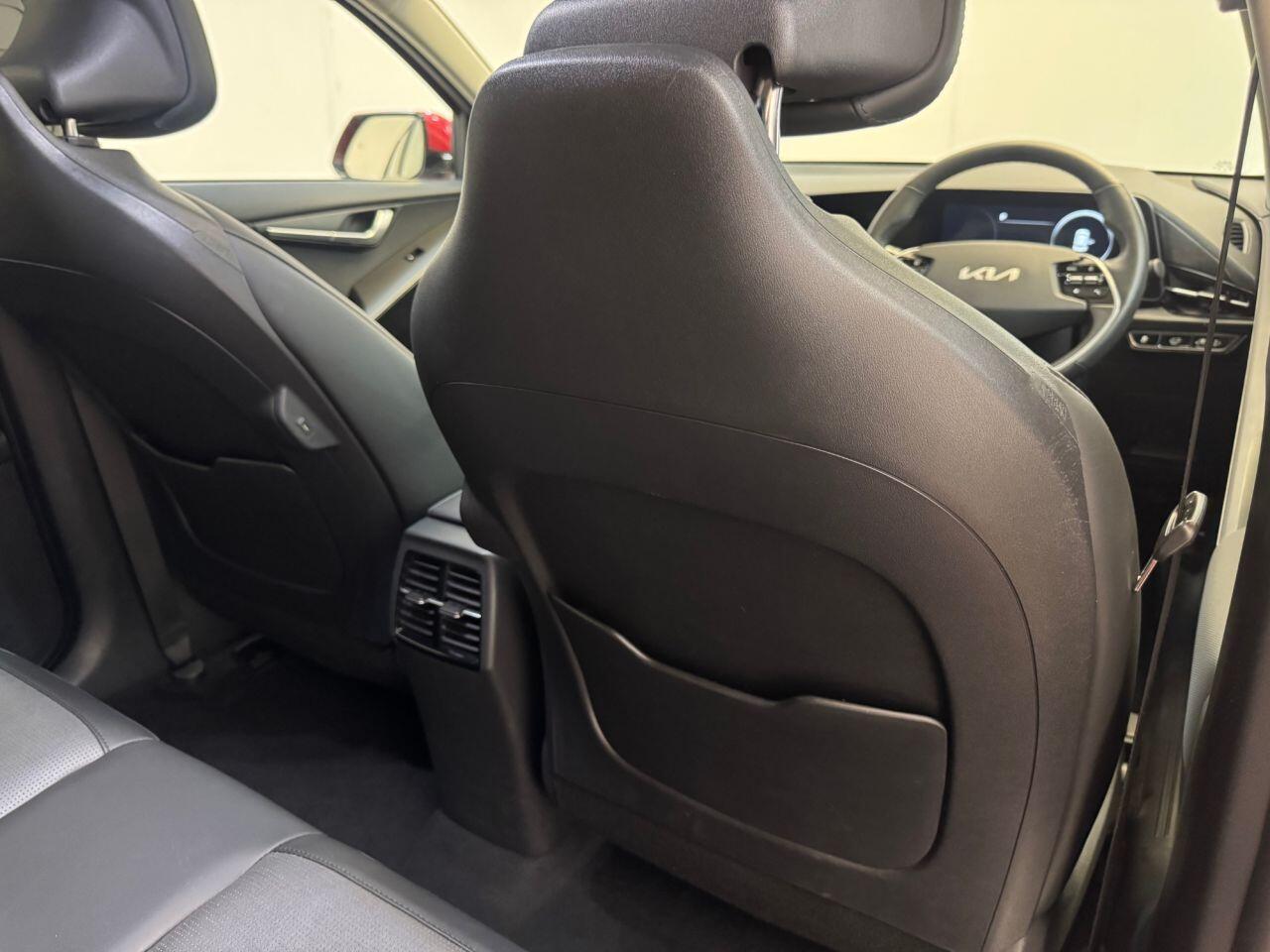 Kia Niro view 56