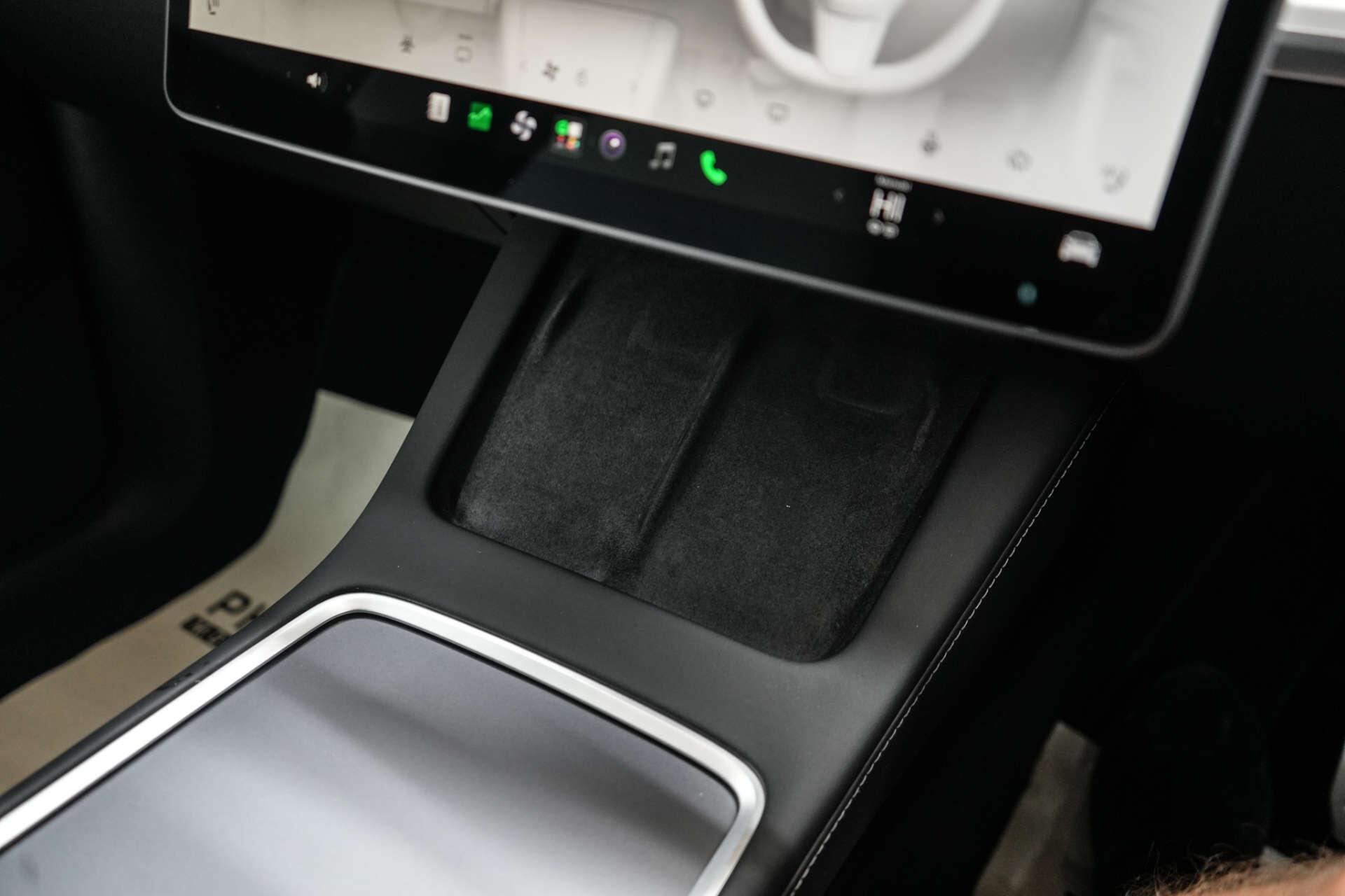 Tesla Model Y view 37