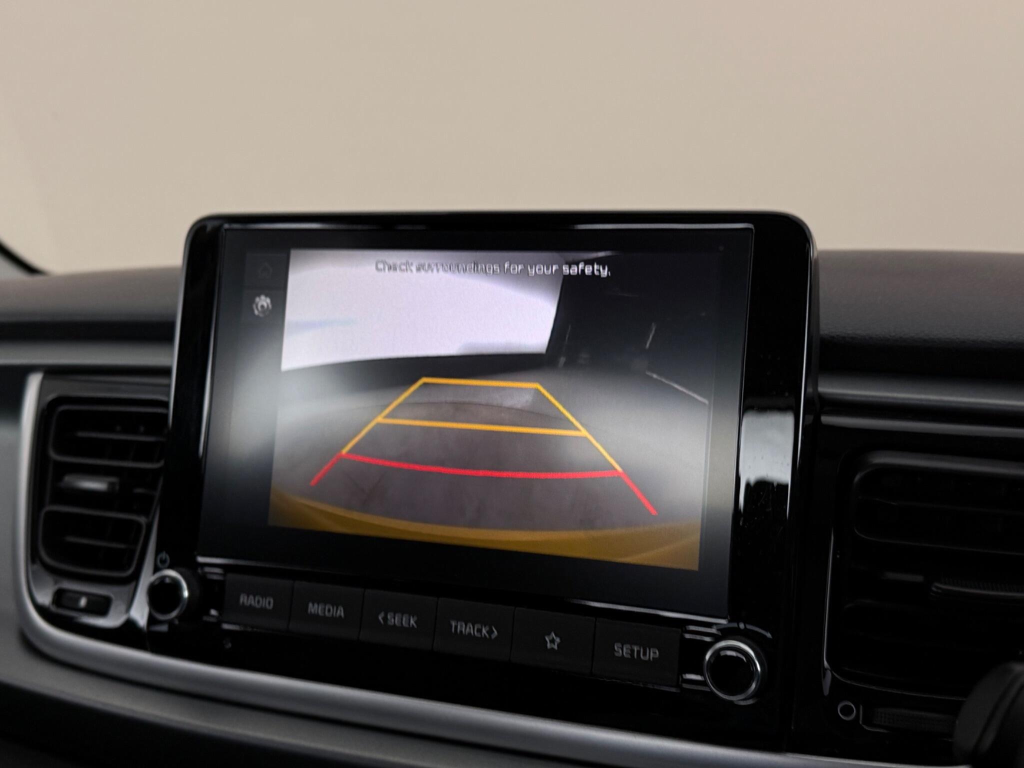 Kia Rio view 32
