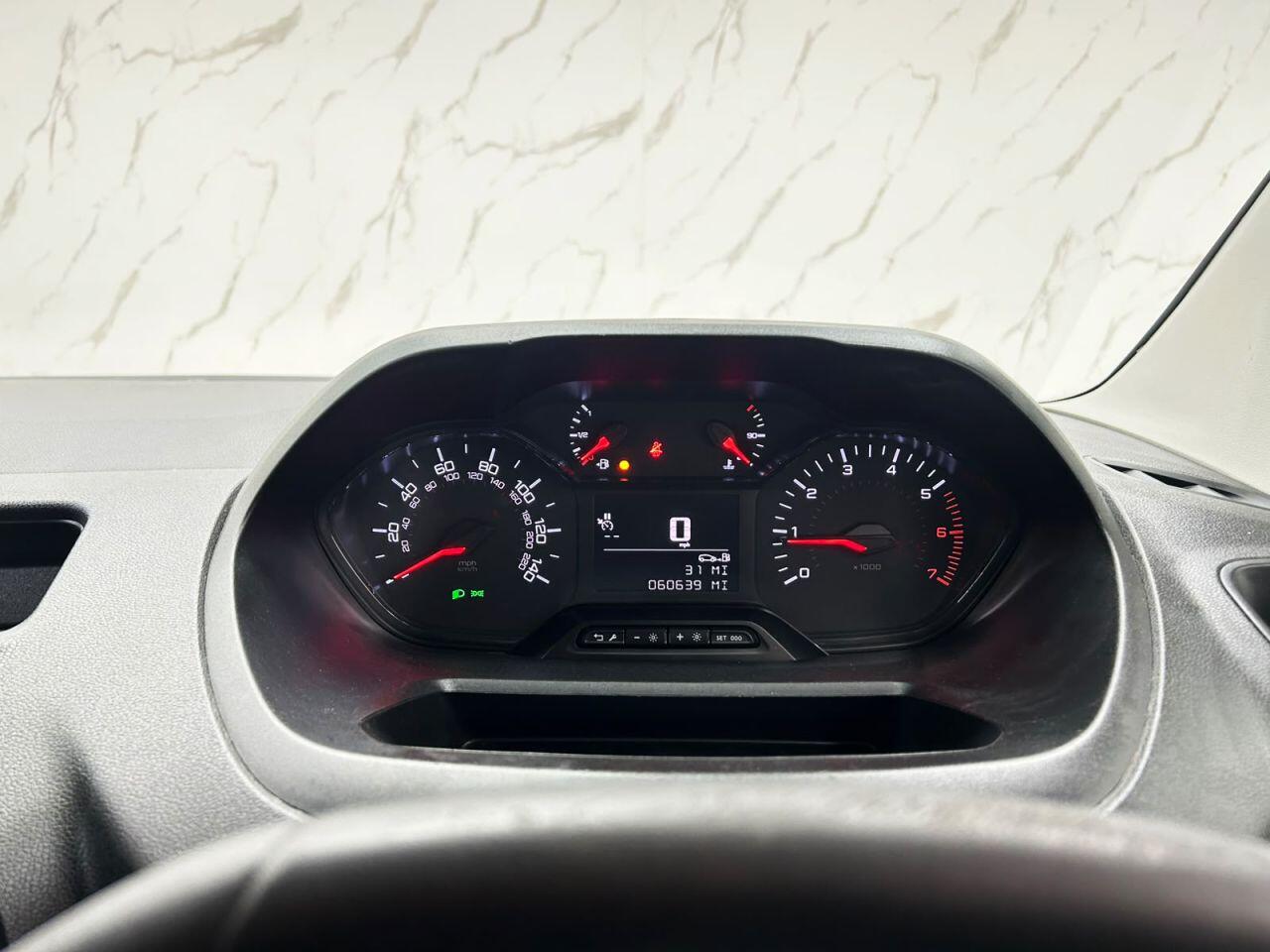 Peugeot Partner view 18