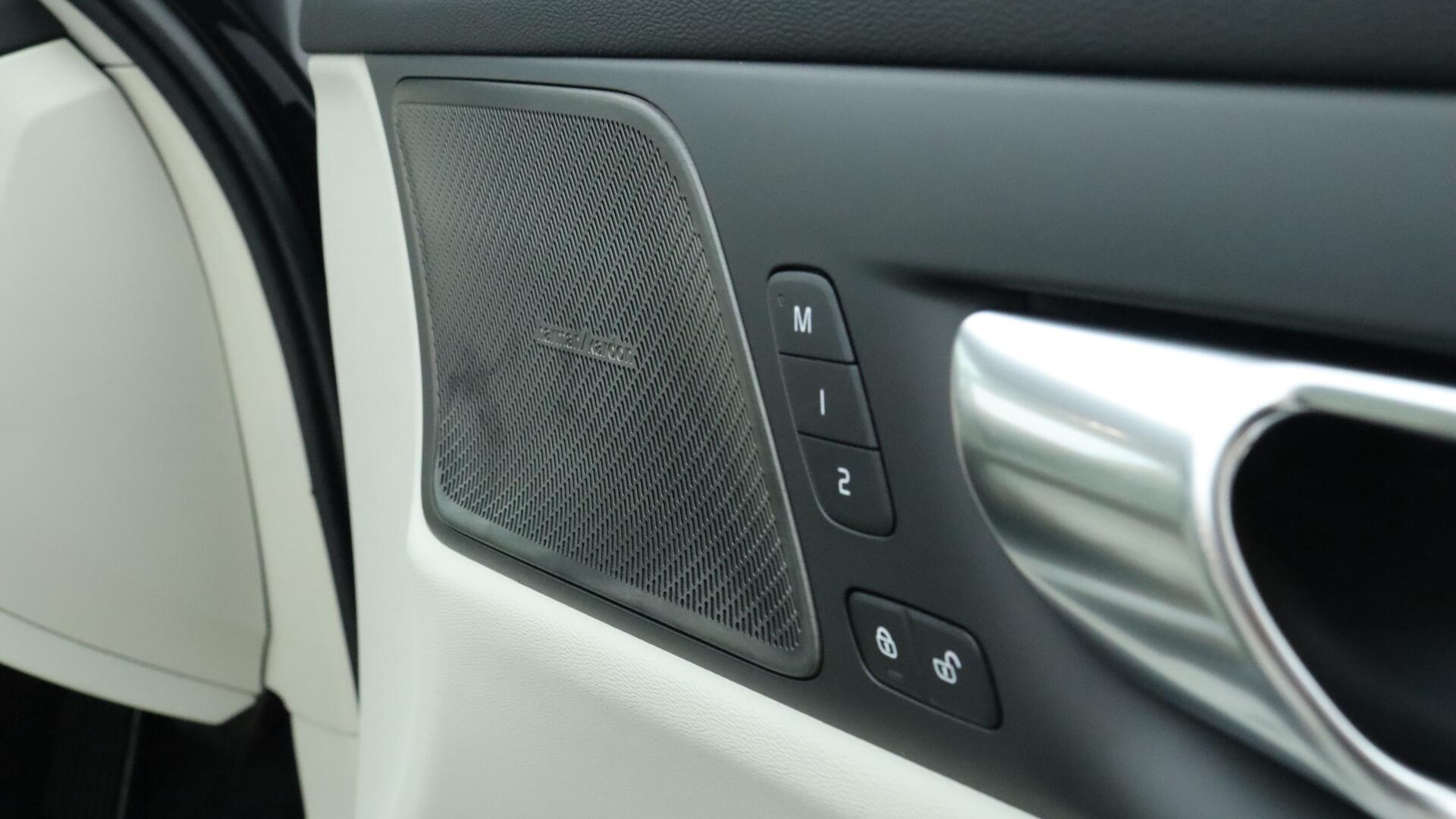 Volvo V60 view 34