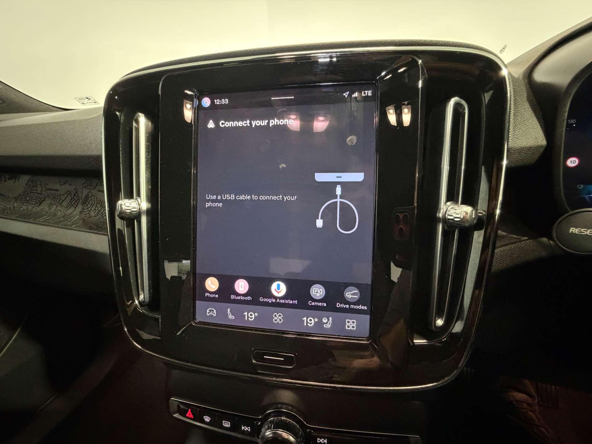 Volvo XC40 view 46