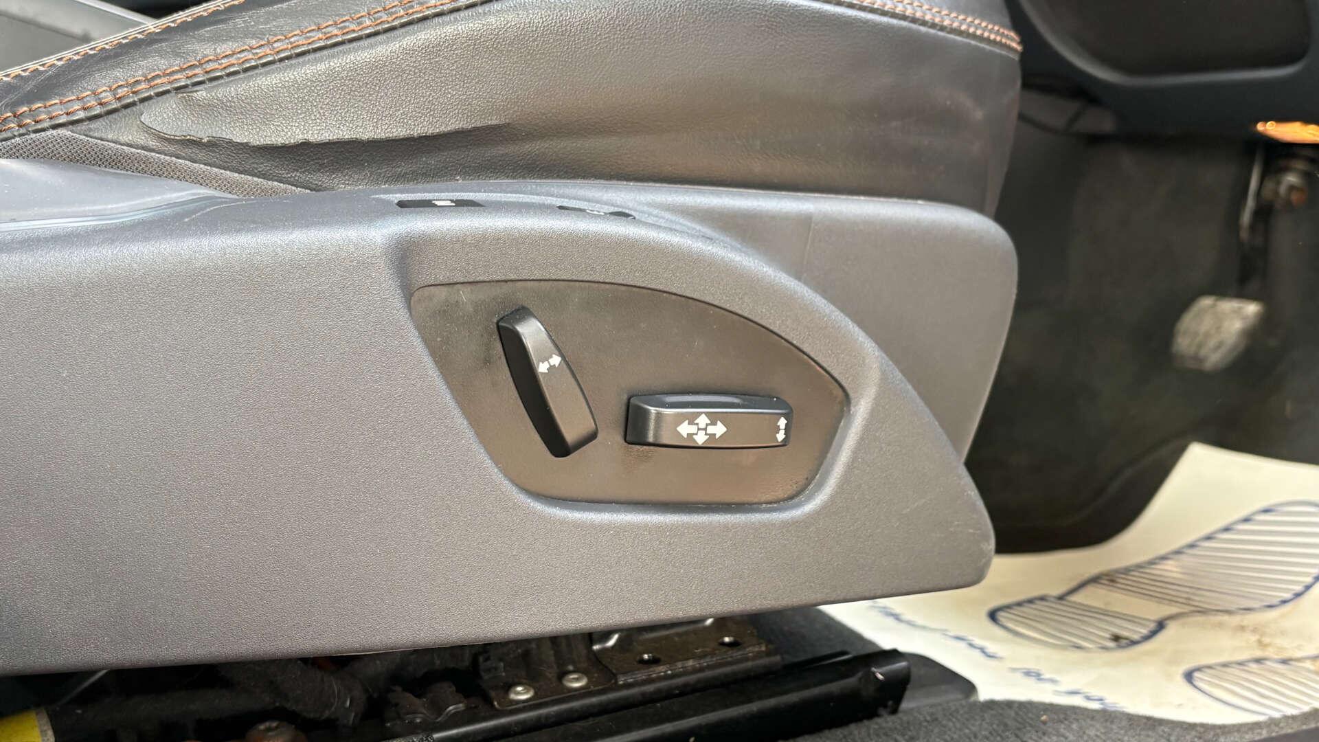 Volvo XC60 view 30