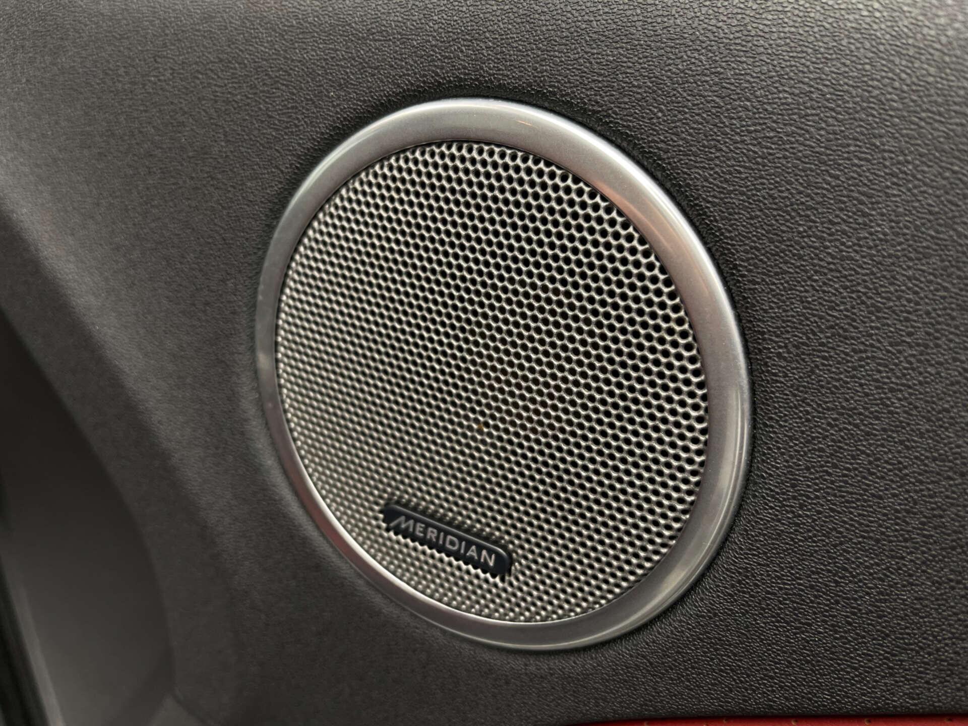 Land Rover Range Rover Evoque view 15