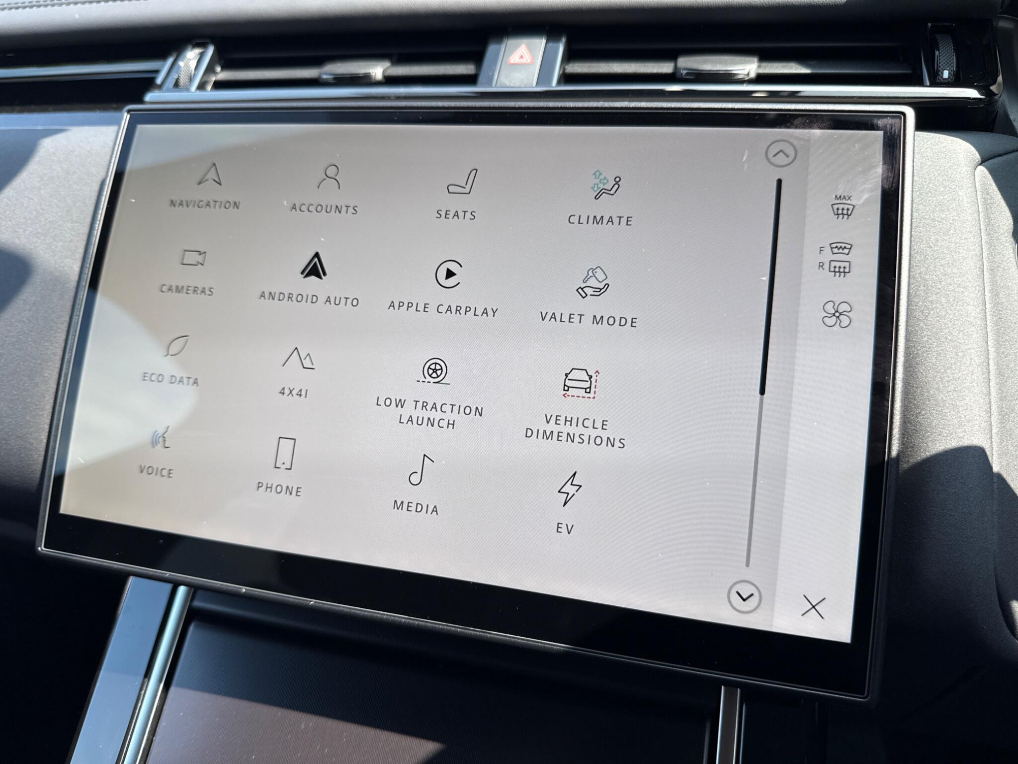 Land Rover Range Rover Velar view 20