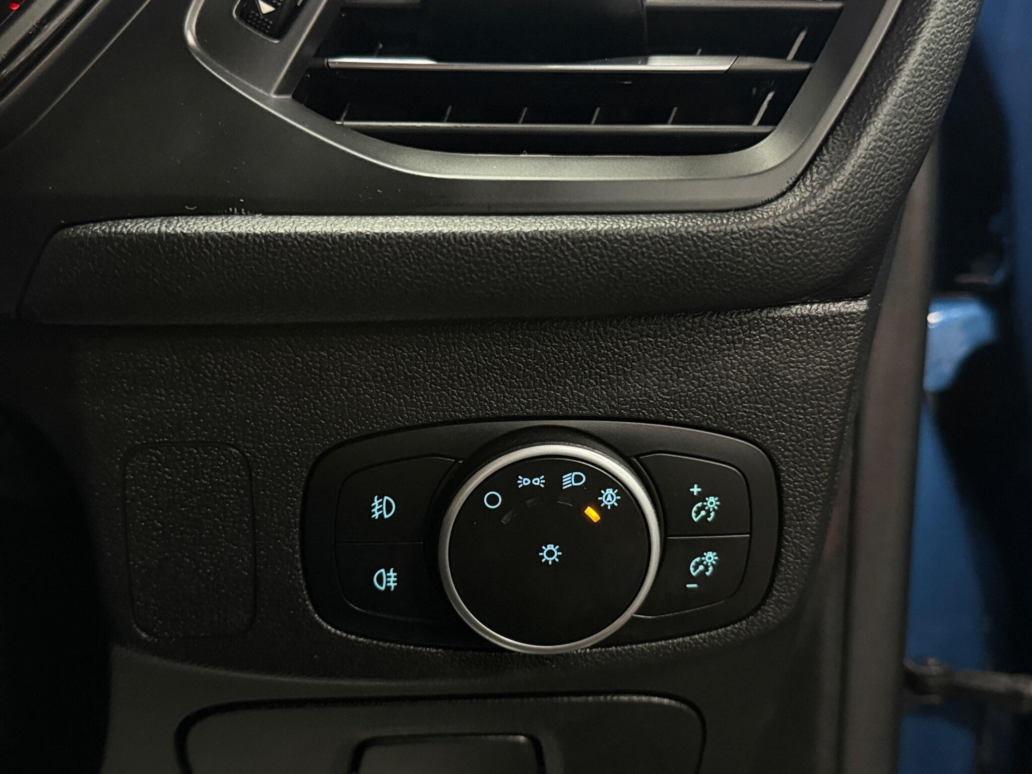 Ford Focus view 30