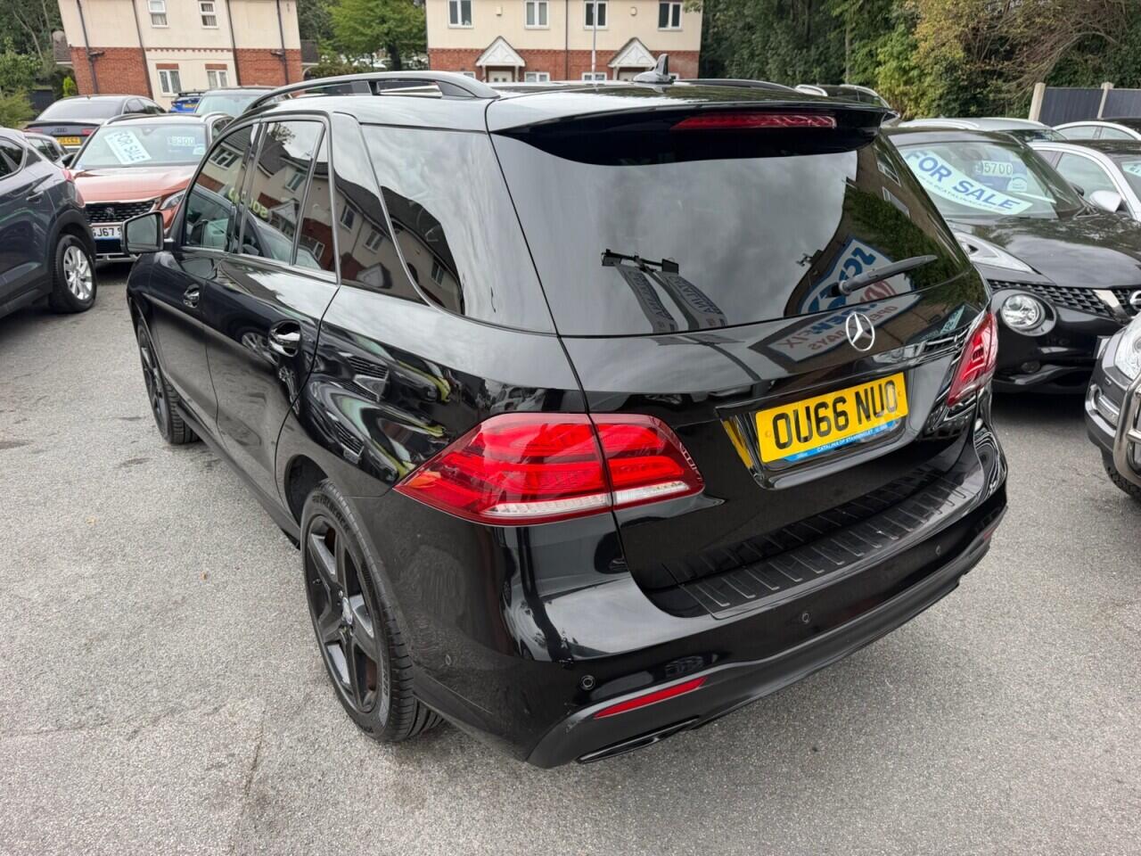 Mercedes-Benz Gle view 12
