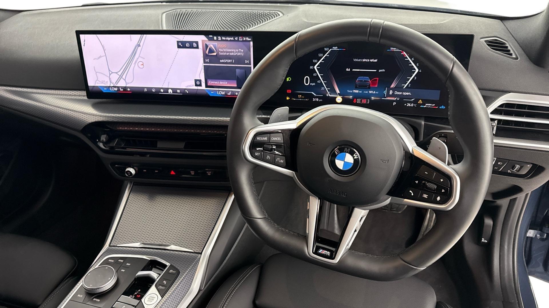 BMW 3 Series view 5