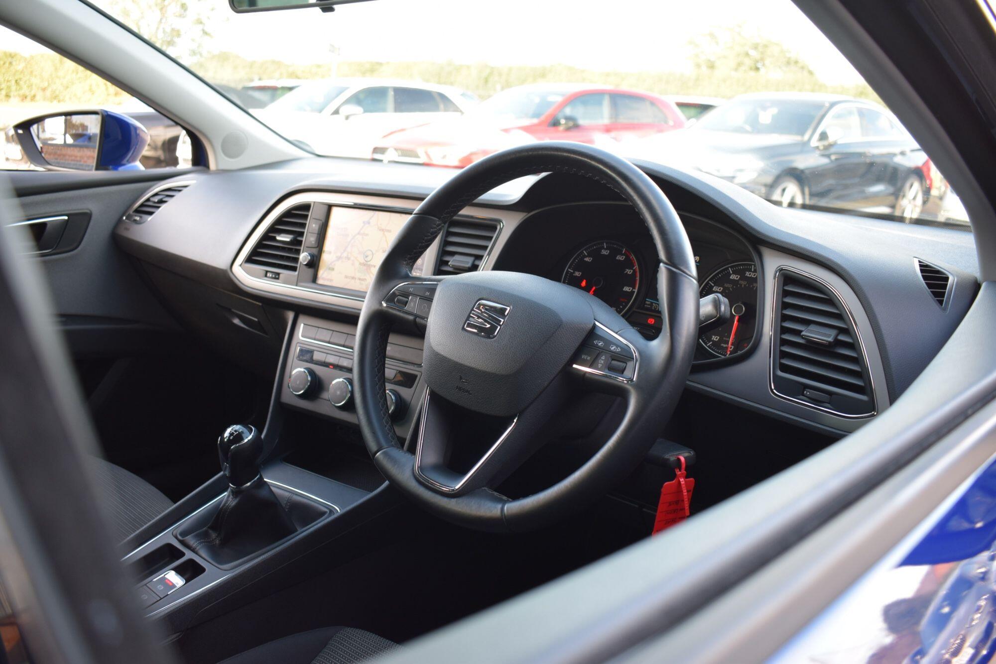 Seat Leon view 11