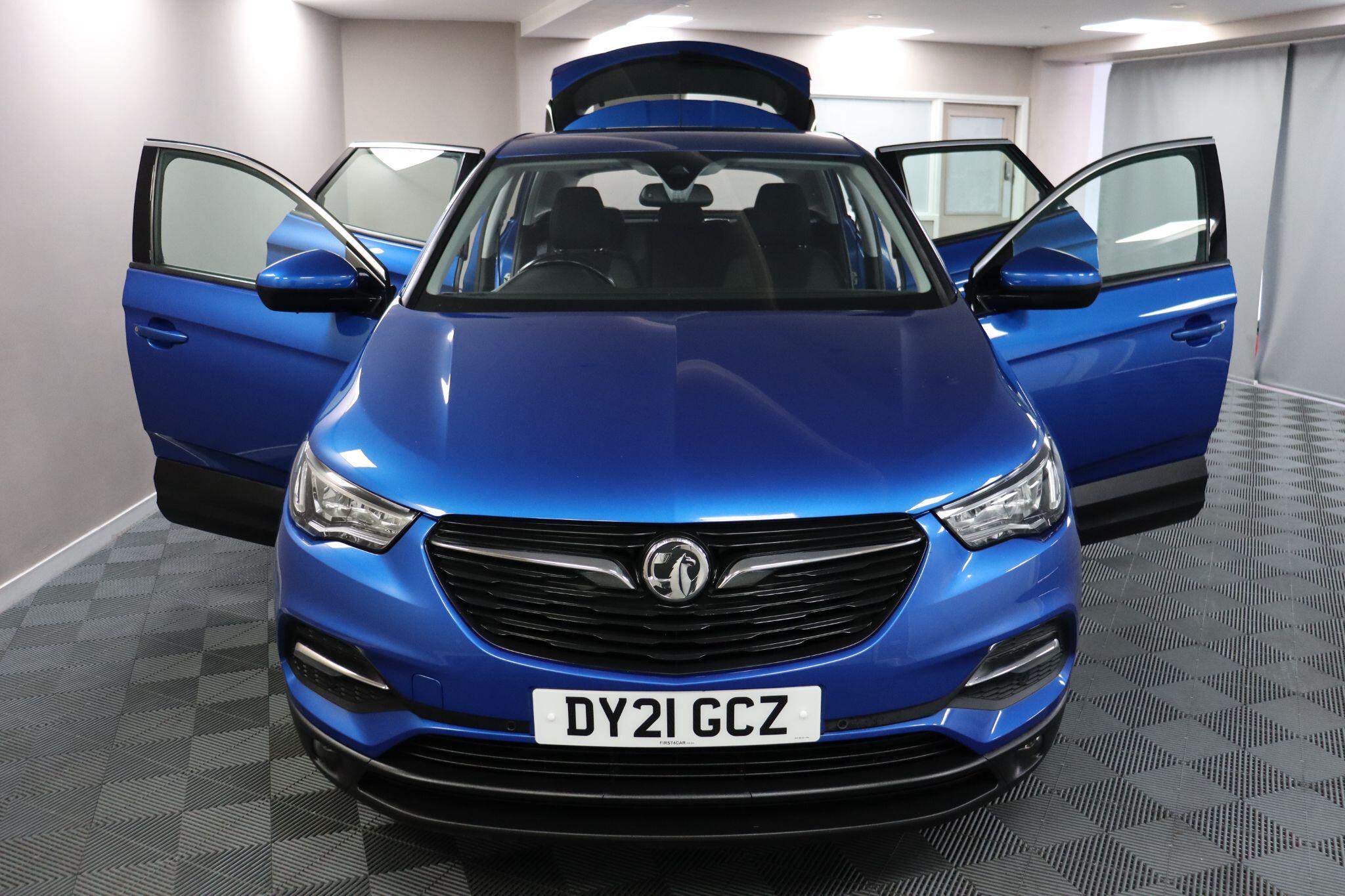 Vauxhall Grandland X view 7