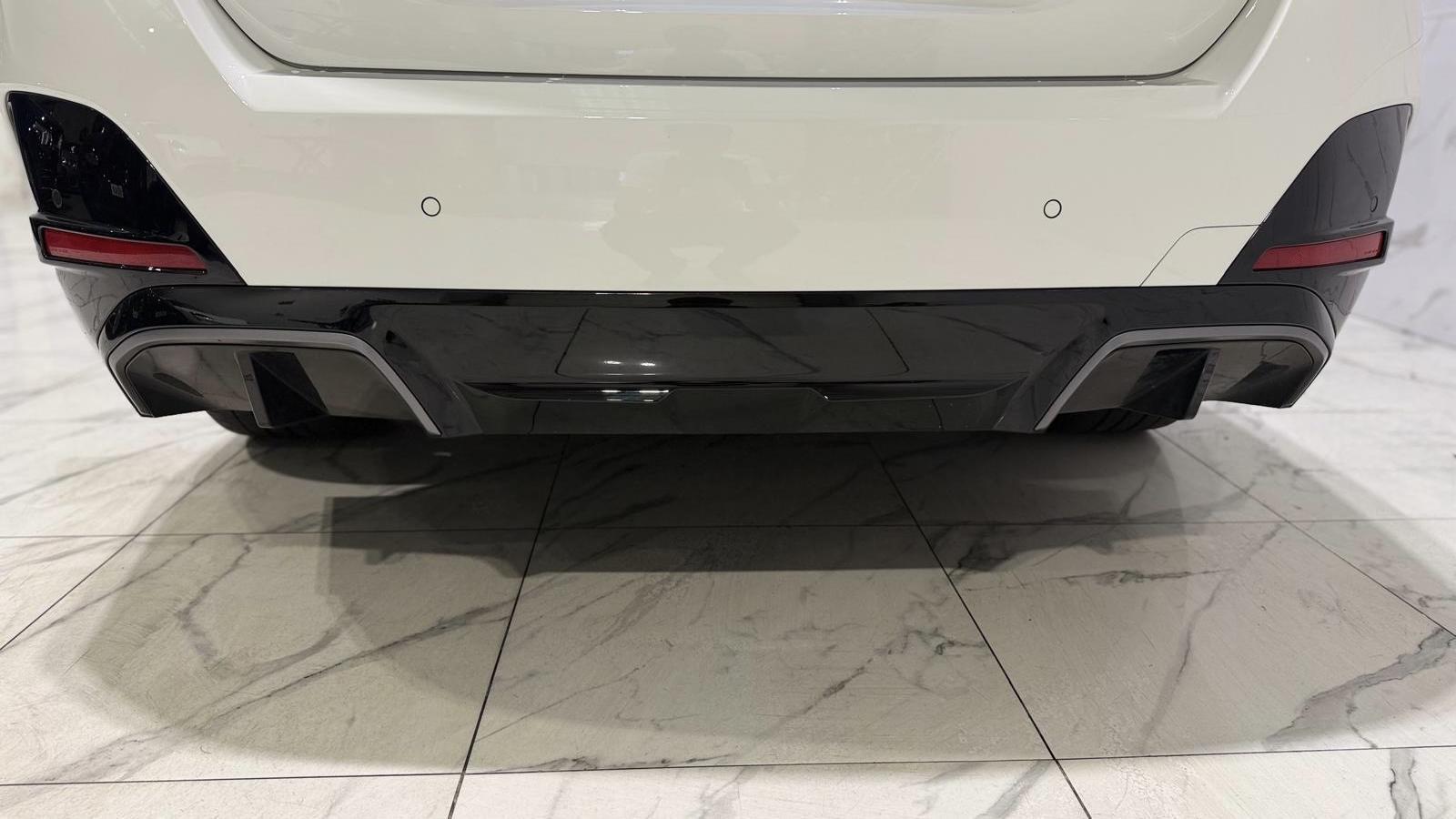 BMW I4 view 48
