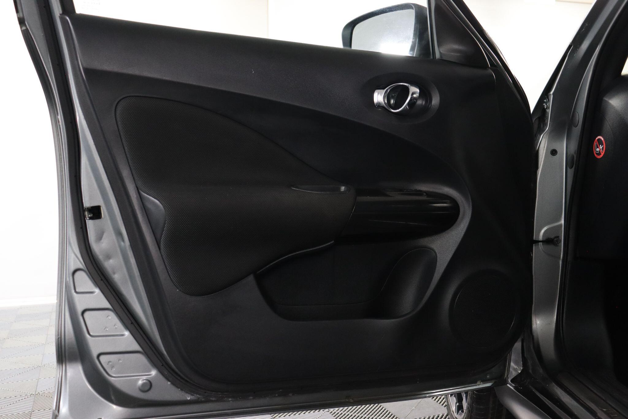 Nissan Juke view 43