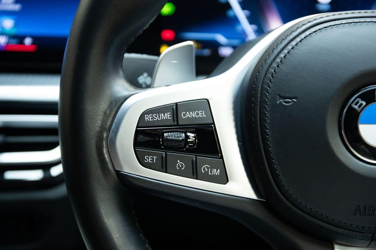 BMW 3 Series view 38
