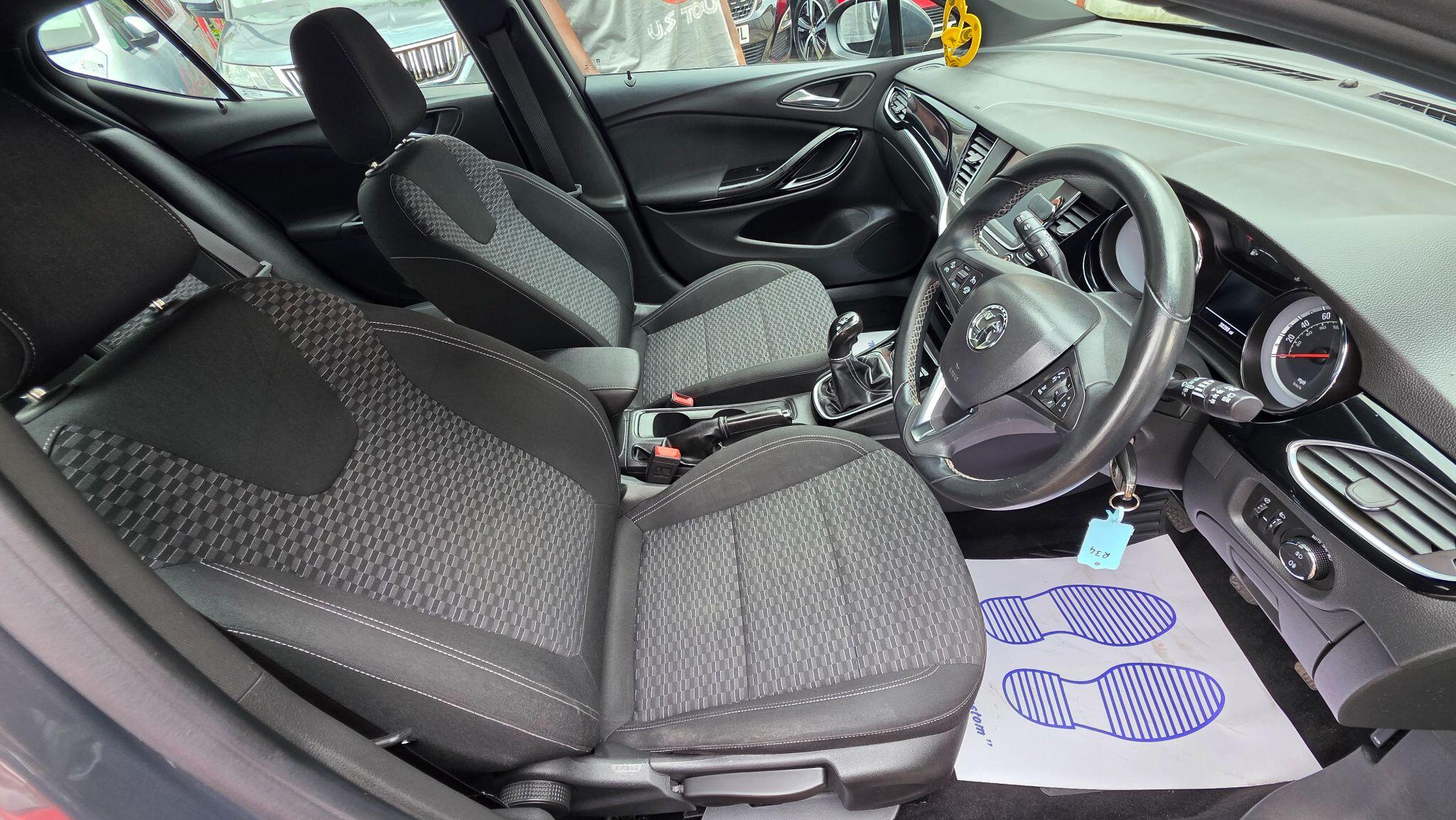 Vauxhall Astra view 22
