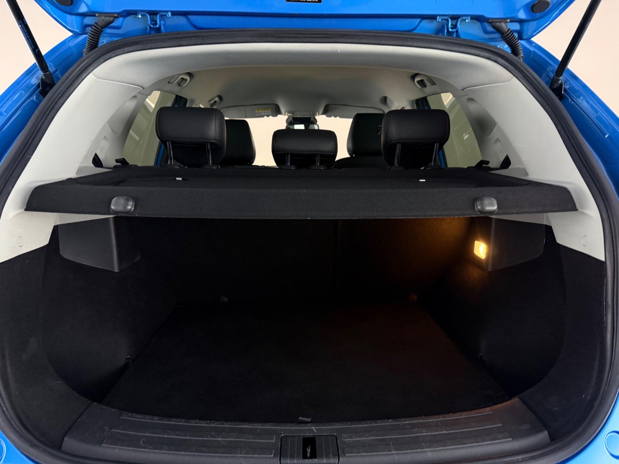 MG ZS view 14