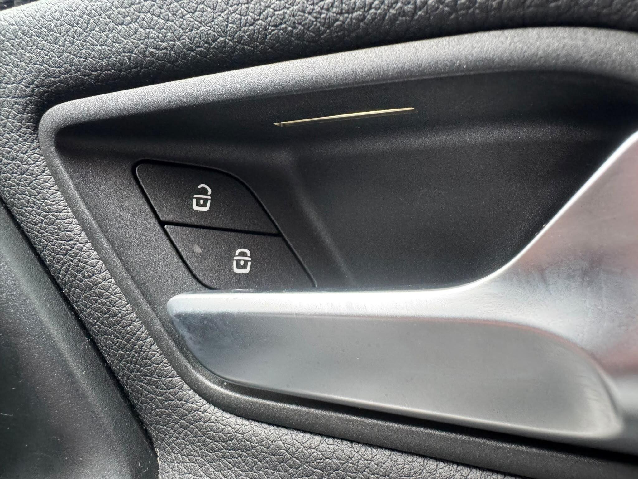 Mercedes-Benz A-Class view 53