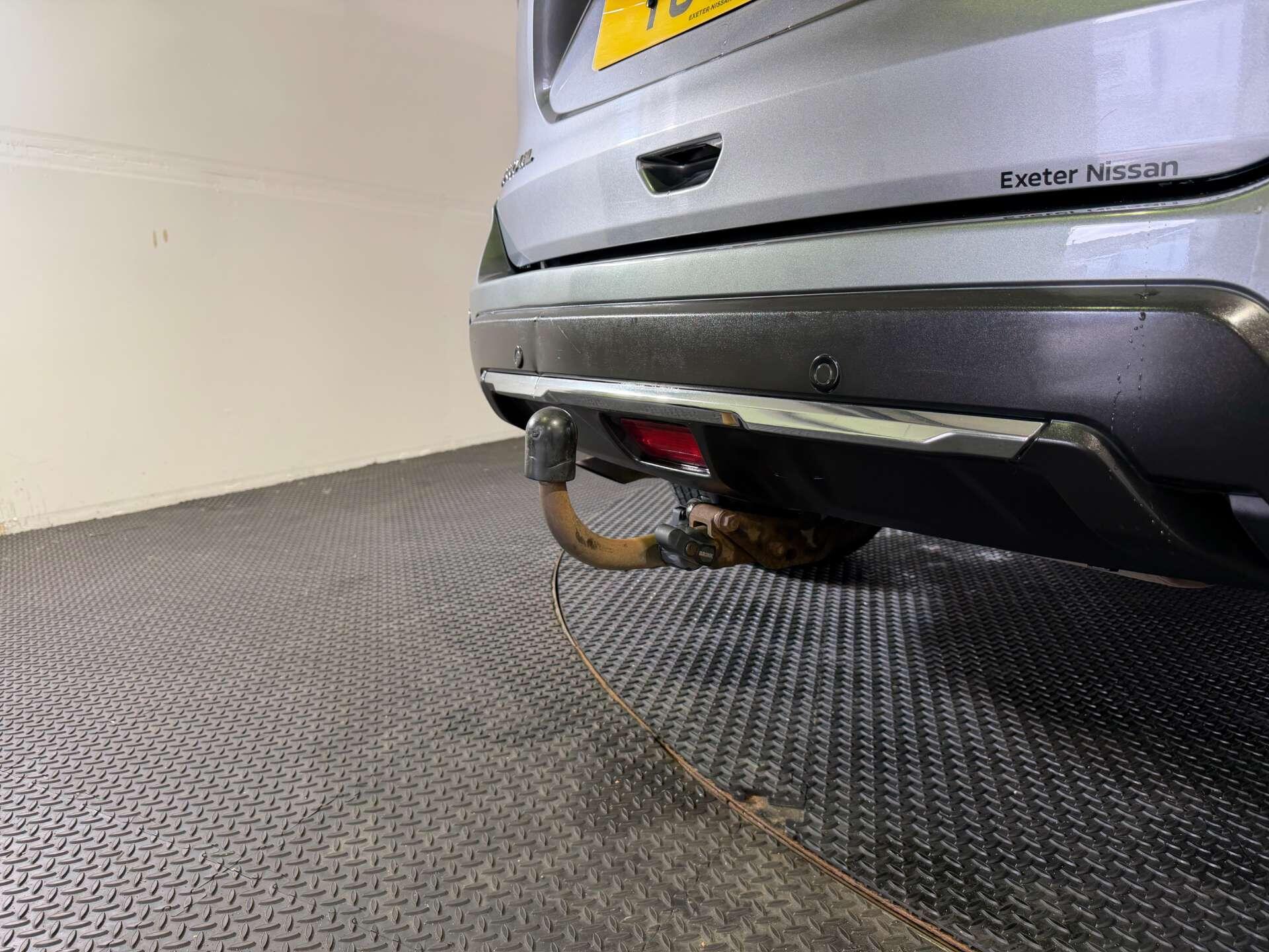 Nissan X-Trail view 9