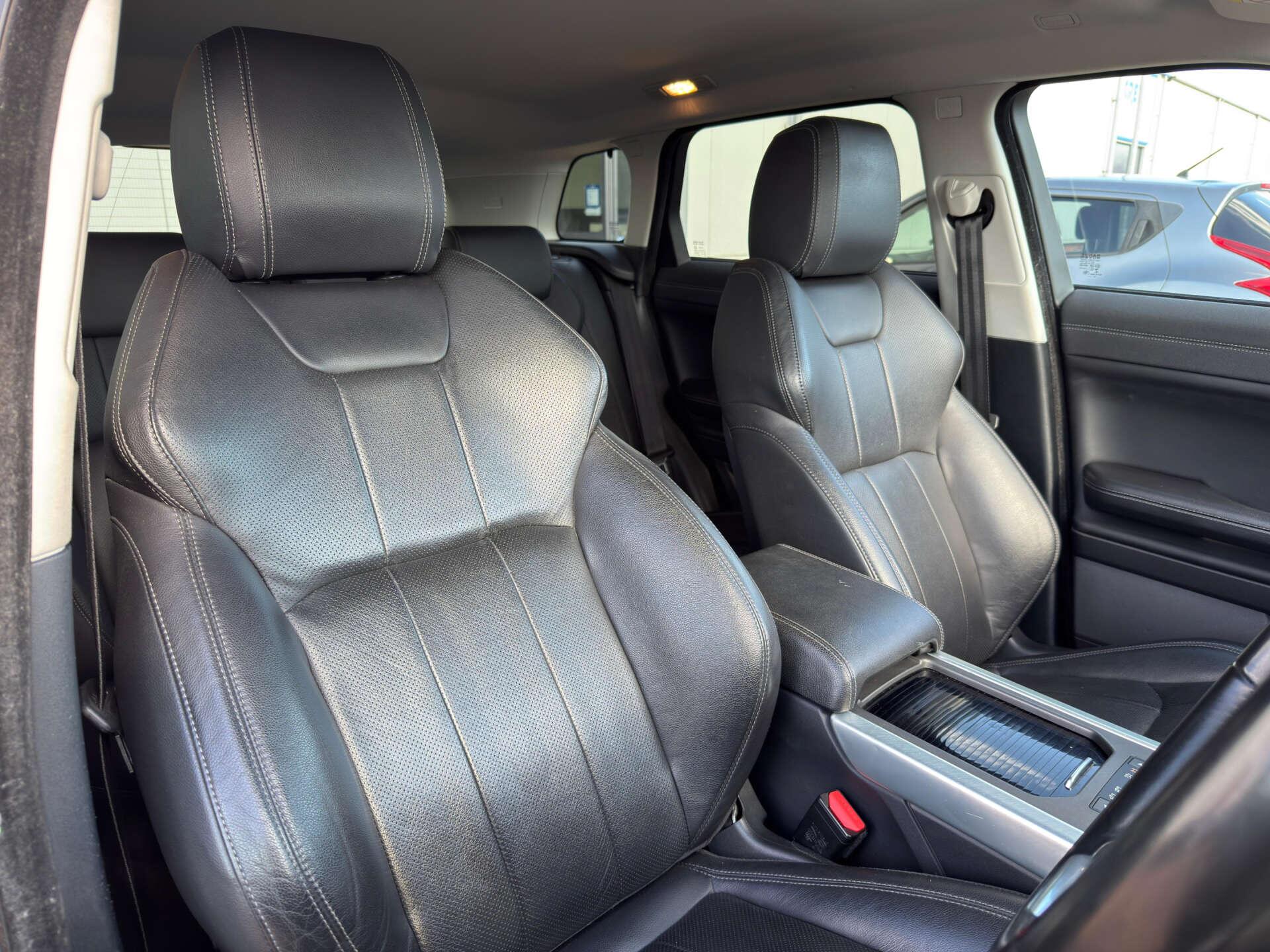 Land Rover Range Rover Evoque view 13