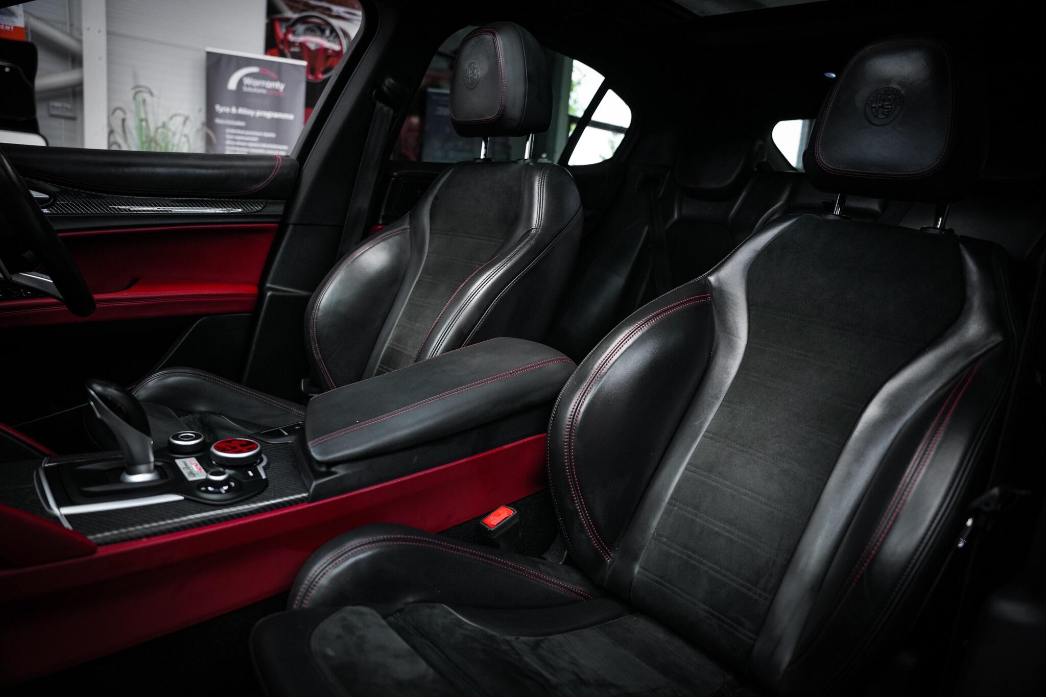 Alfa Romeo Stelvio view 24