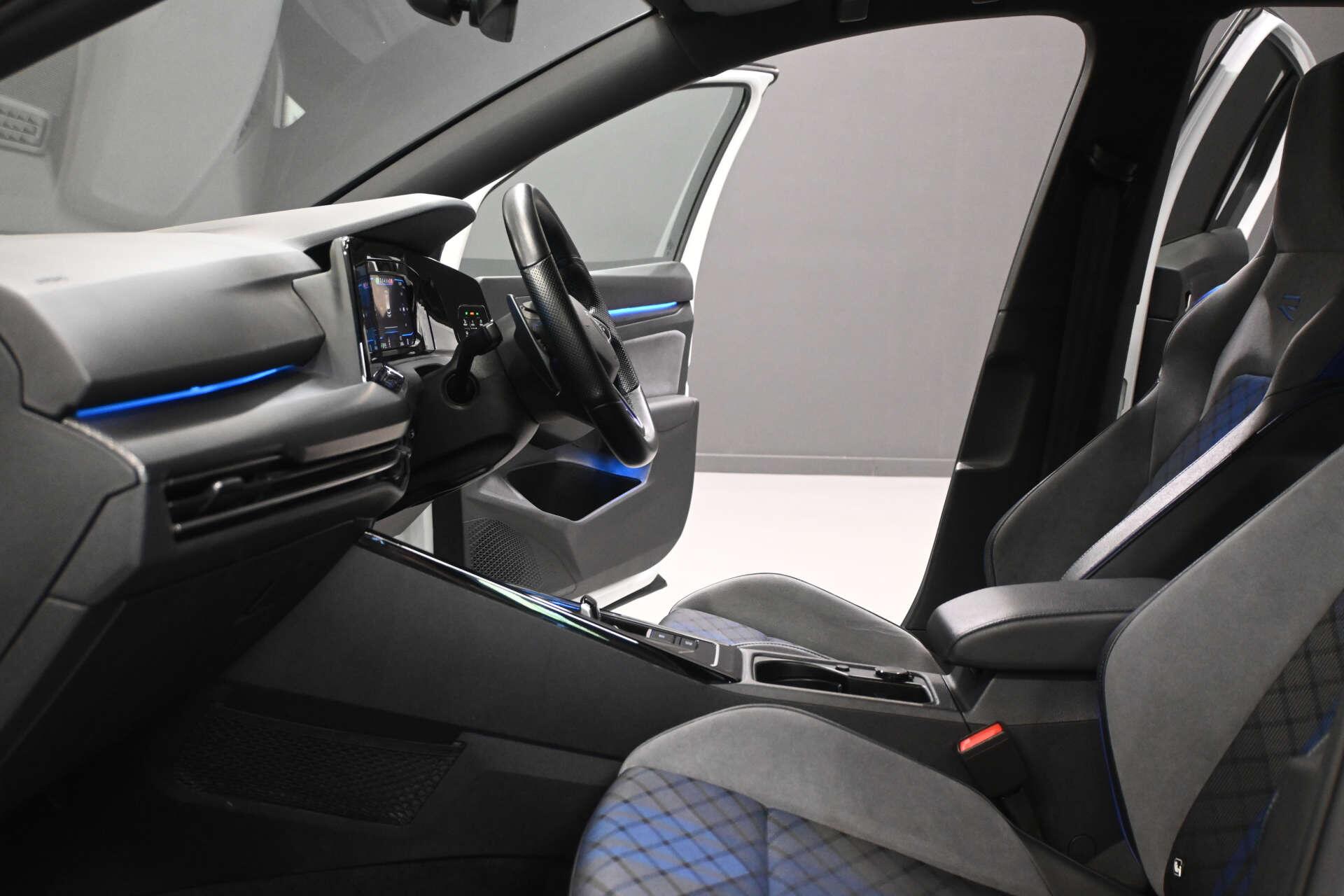 Volkswagen Golf view 27