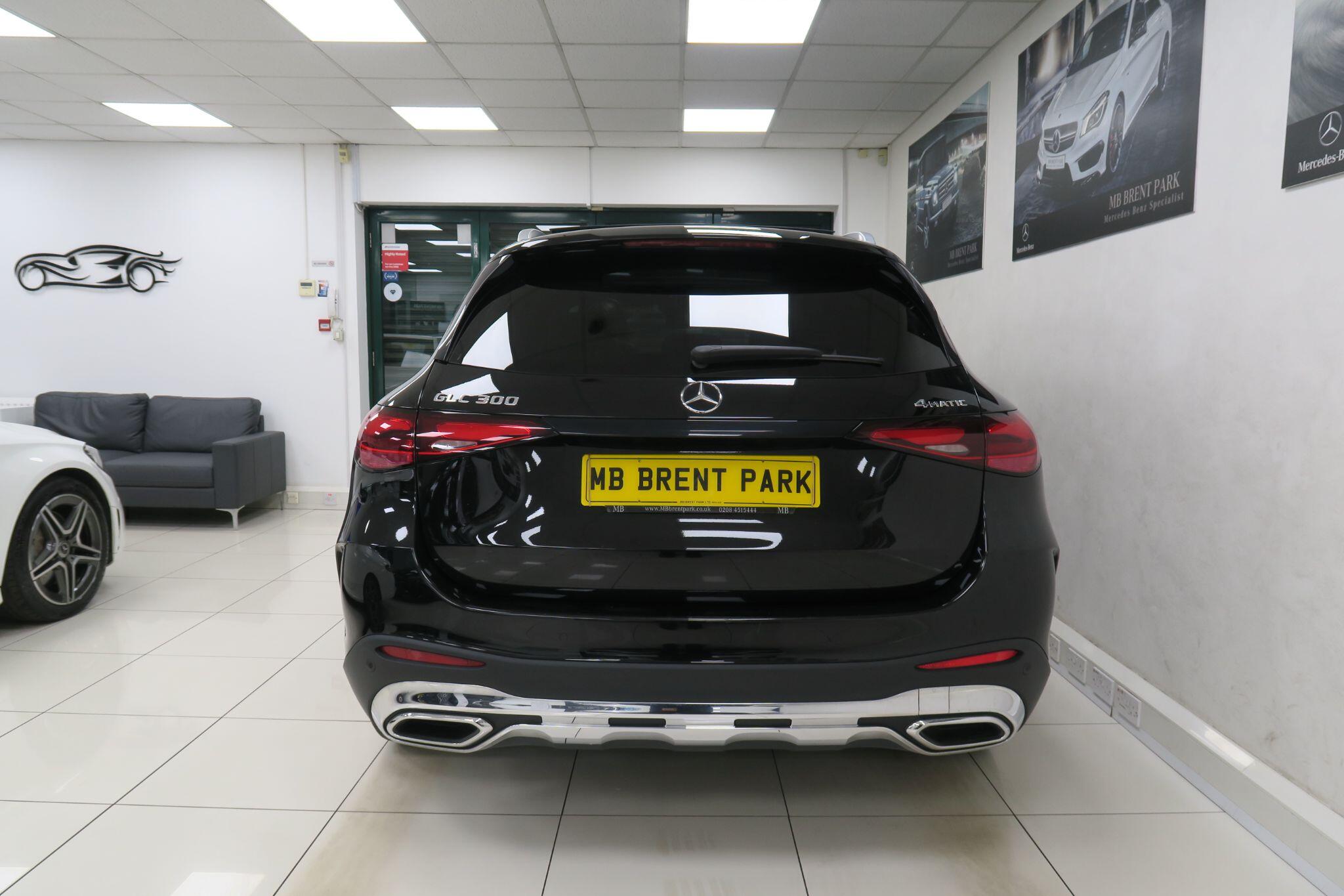 Mercedes-Benz GLC view 6