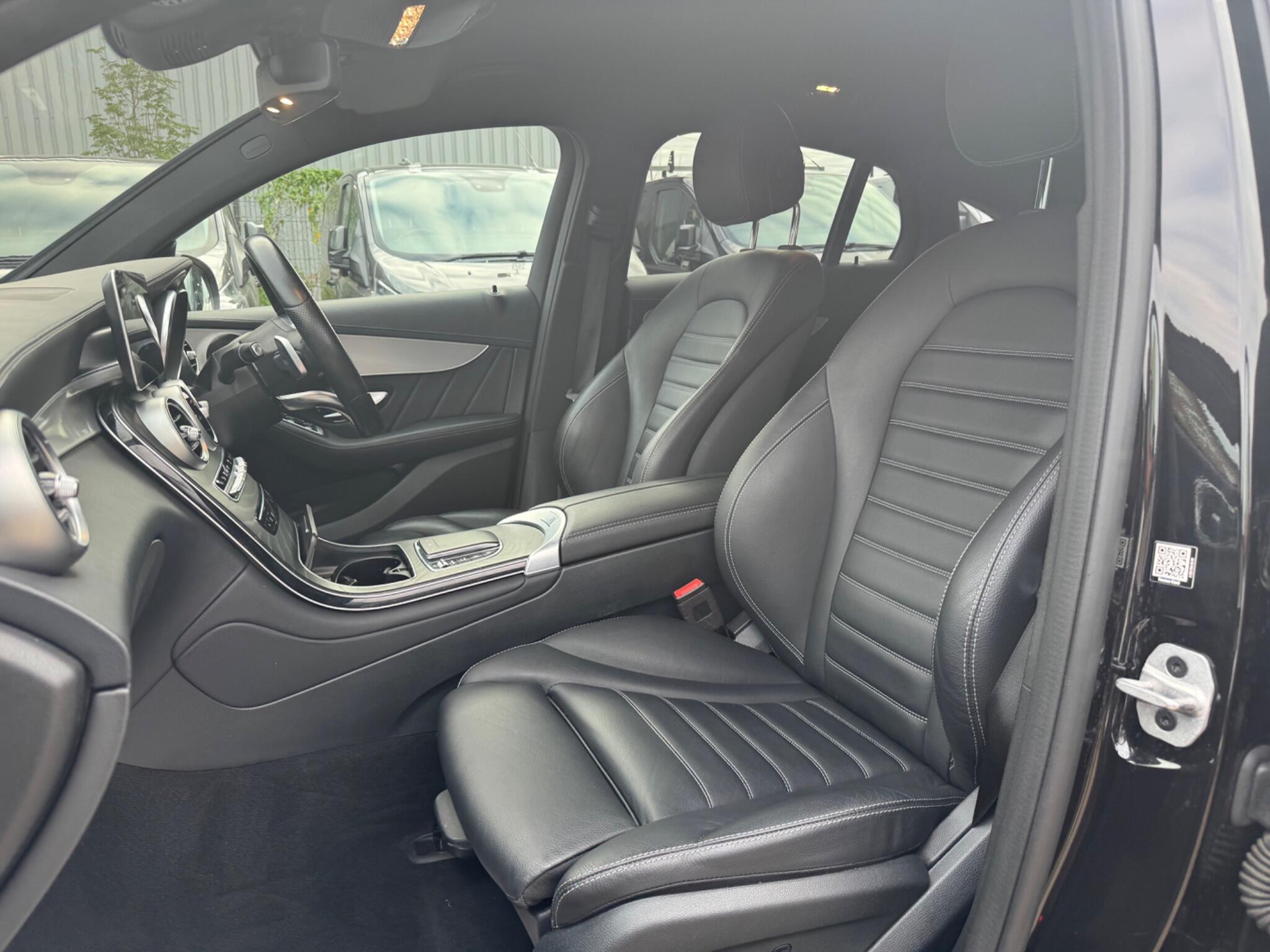 Mercedes-Benz GLC view 51