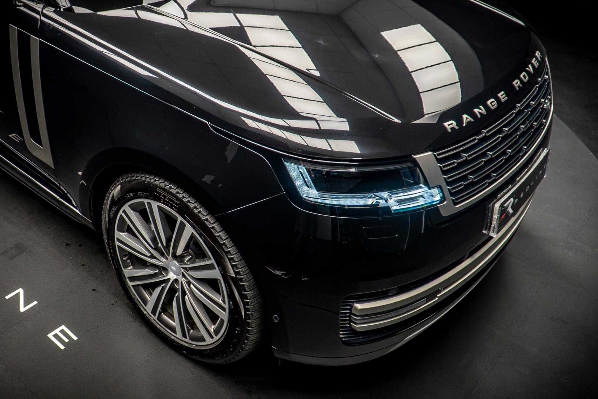 Land Rover Range Rover view 11