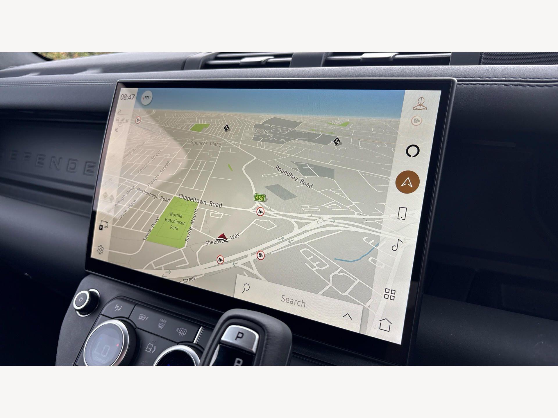 Land Rover Defender view 13