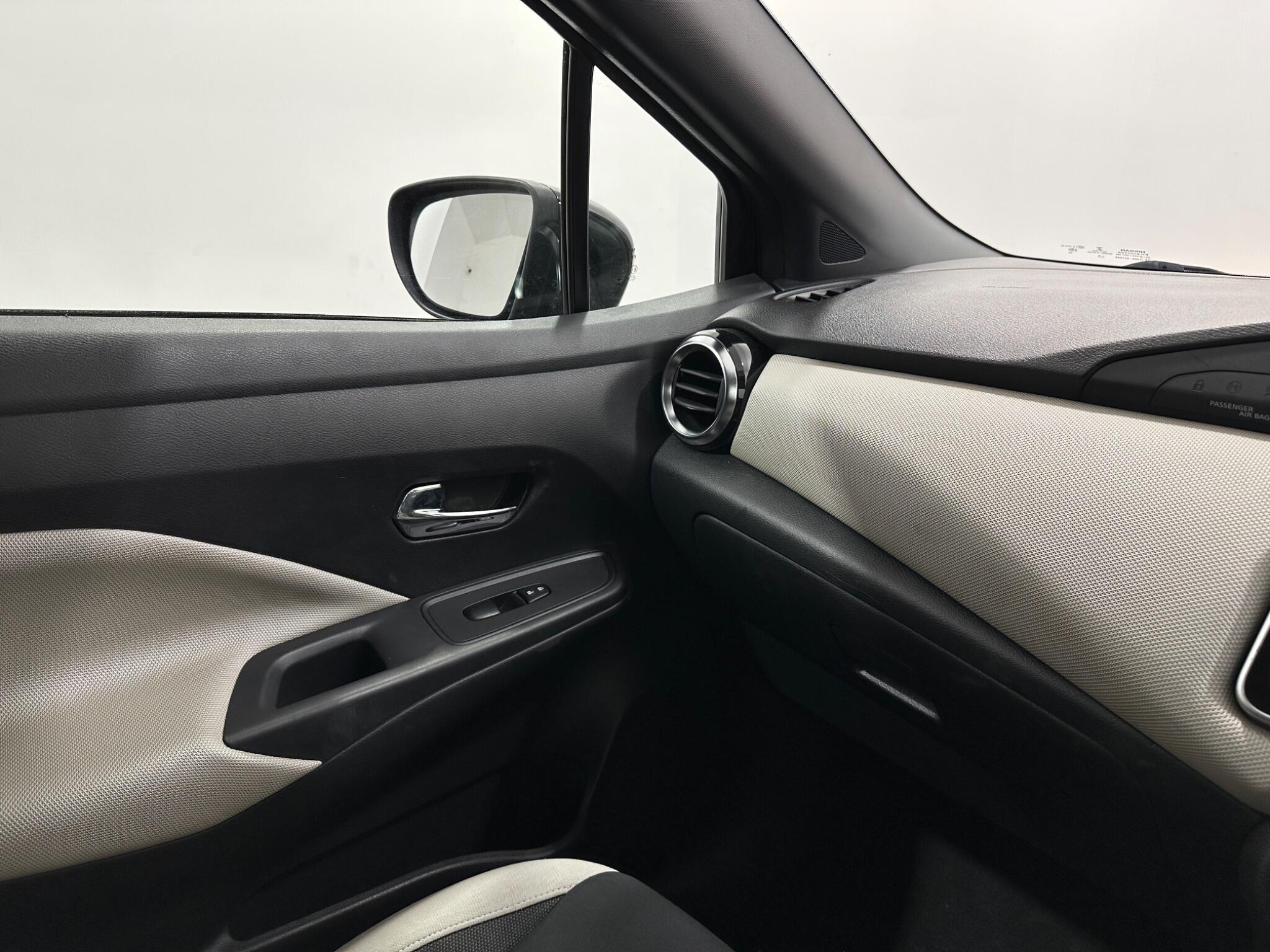 Nissan Micra view 24