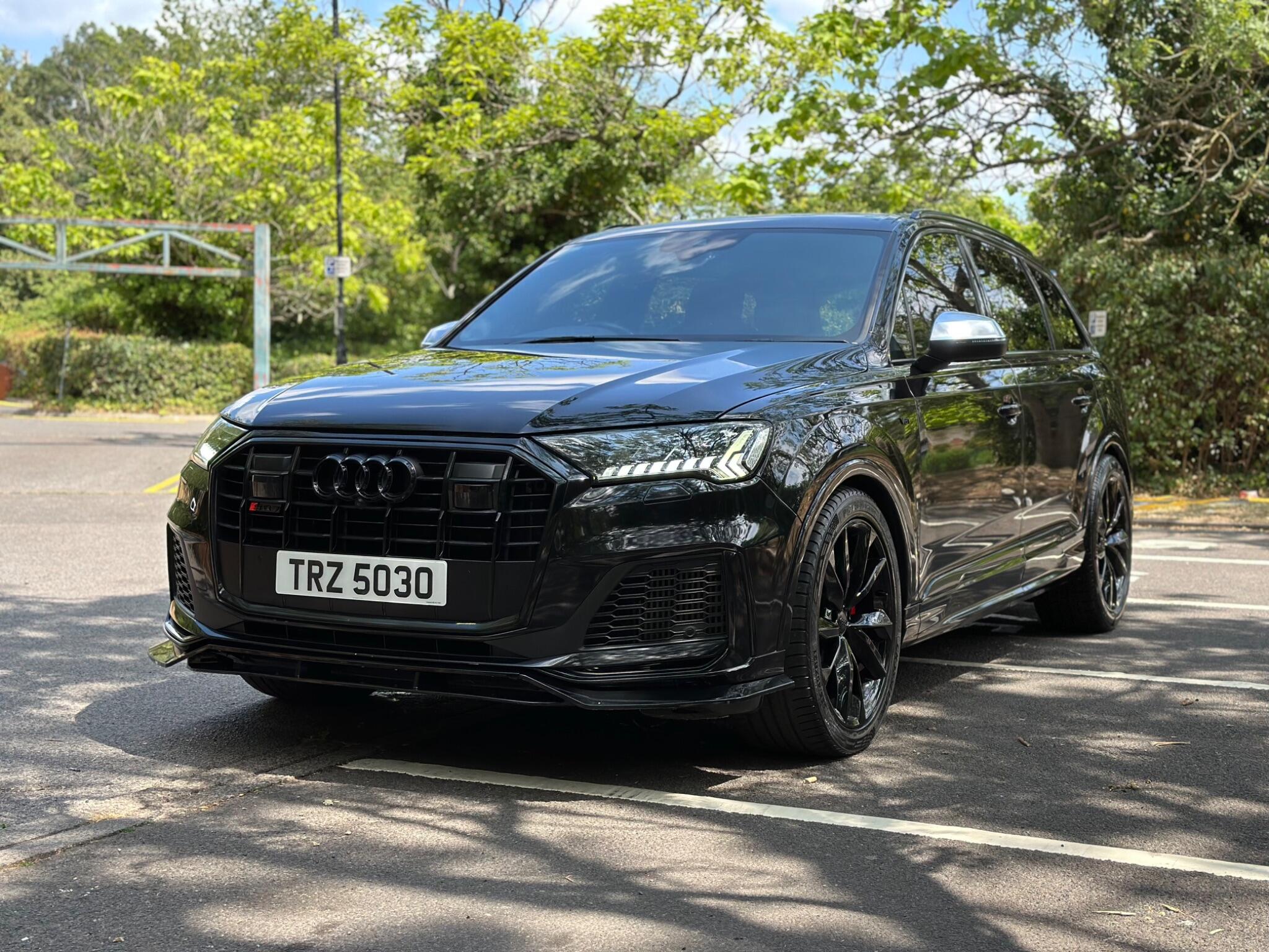 Audi SQ7 view 34