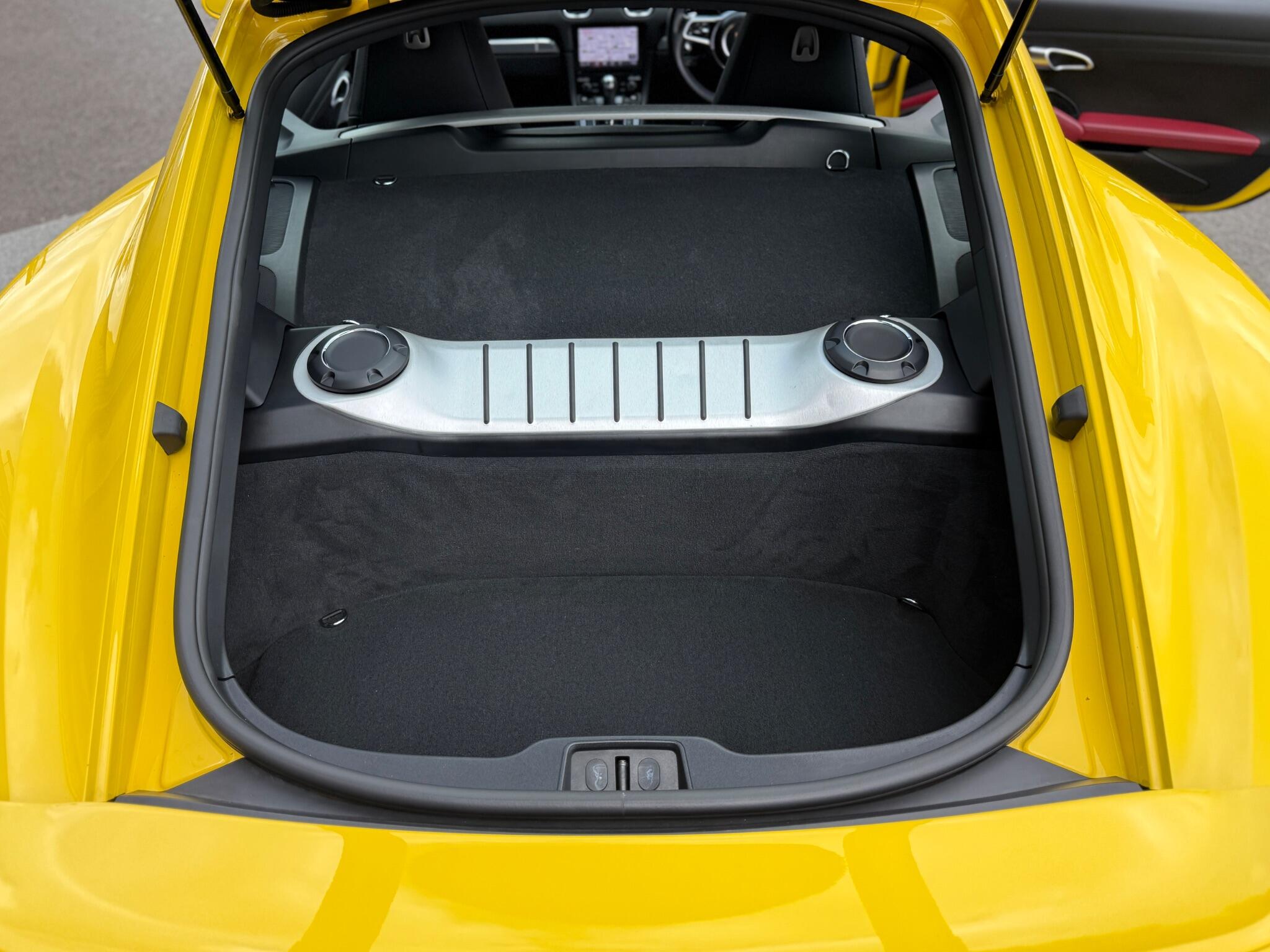 Porsche 718 Cayman view 51