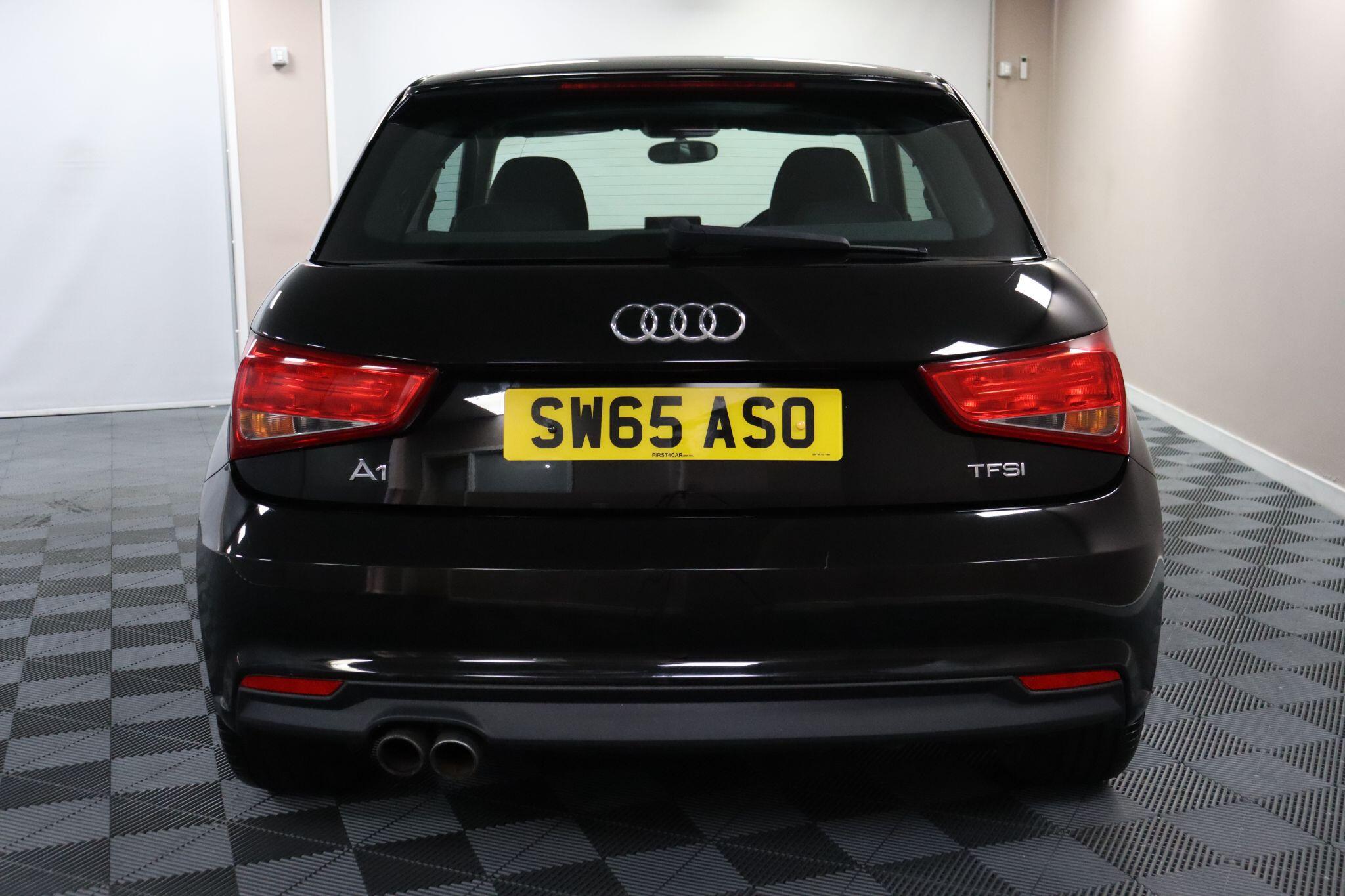 Audi A1 view 8