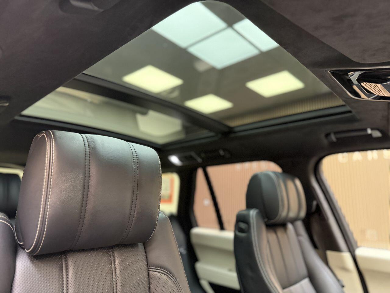 Land Rover Range Rover view 43