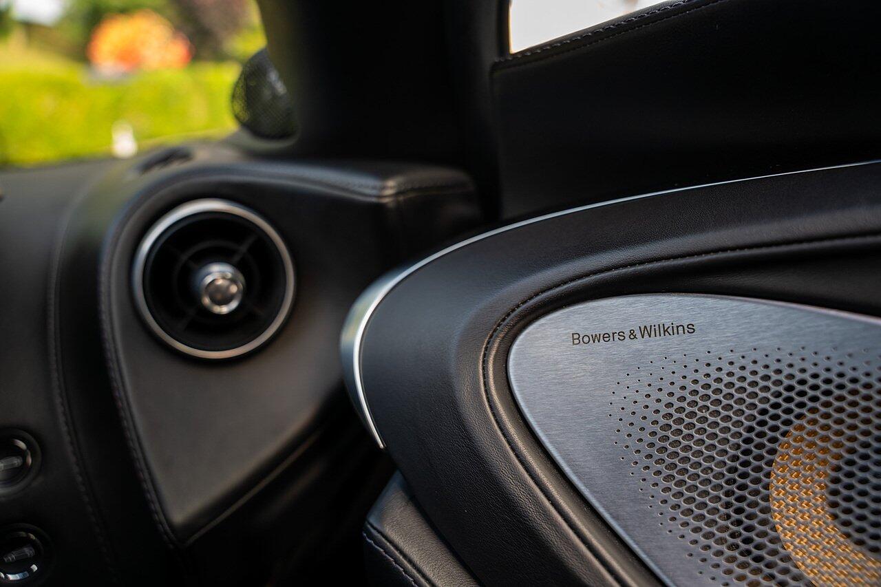 McLaren GT view 68