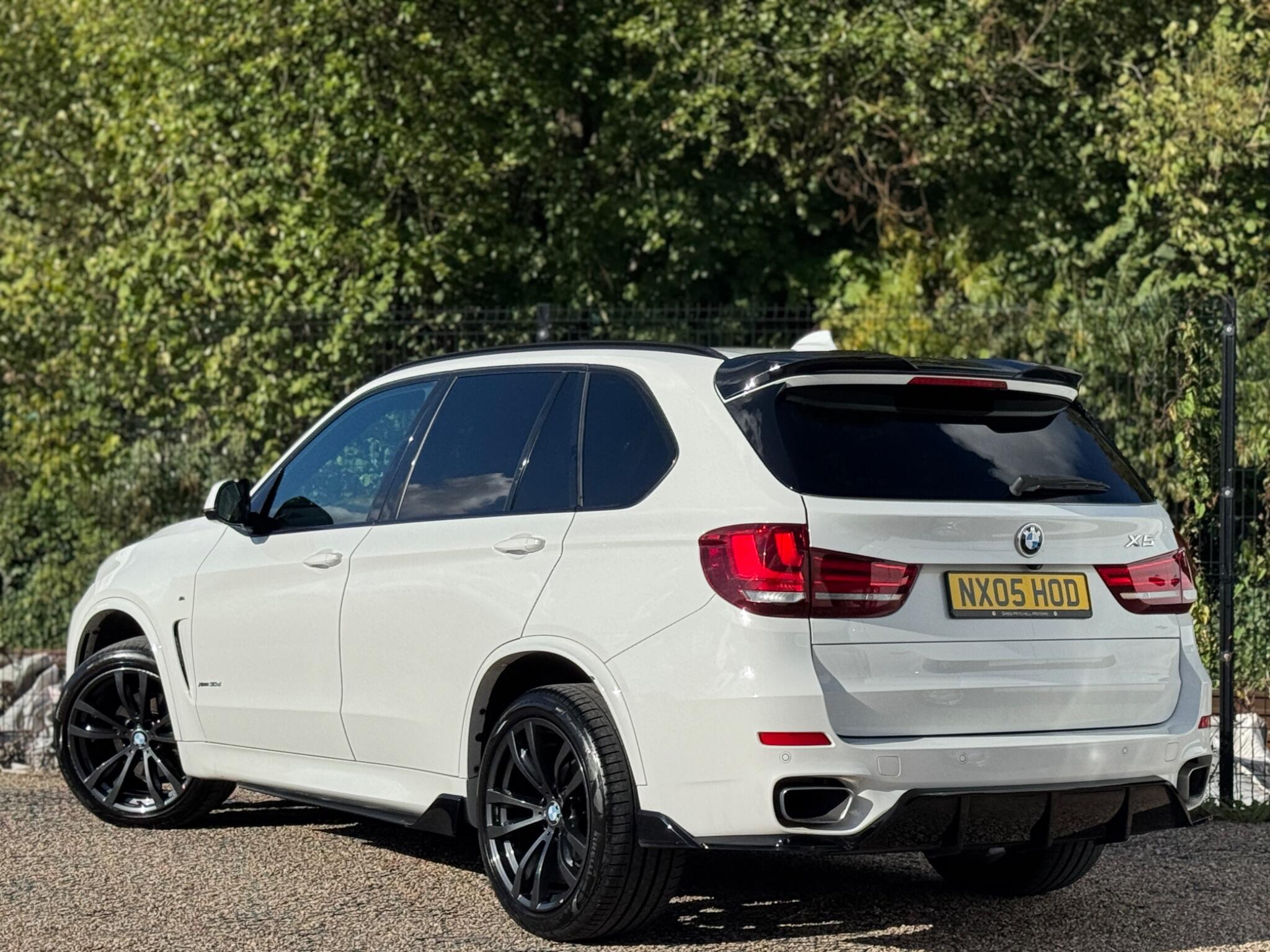 BMW X5 view 44