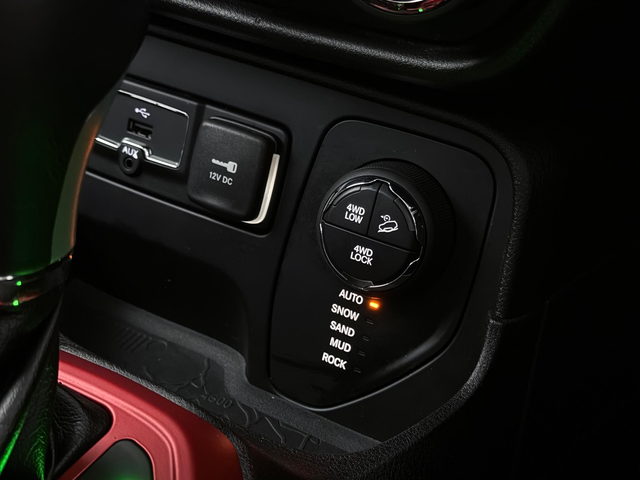 Jeep Renegade view 24