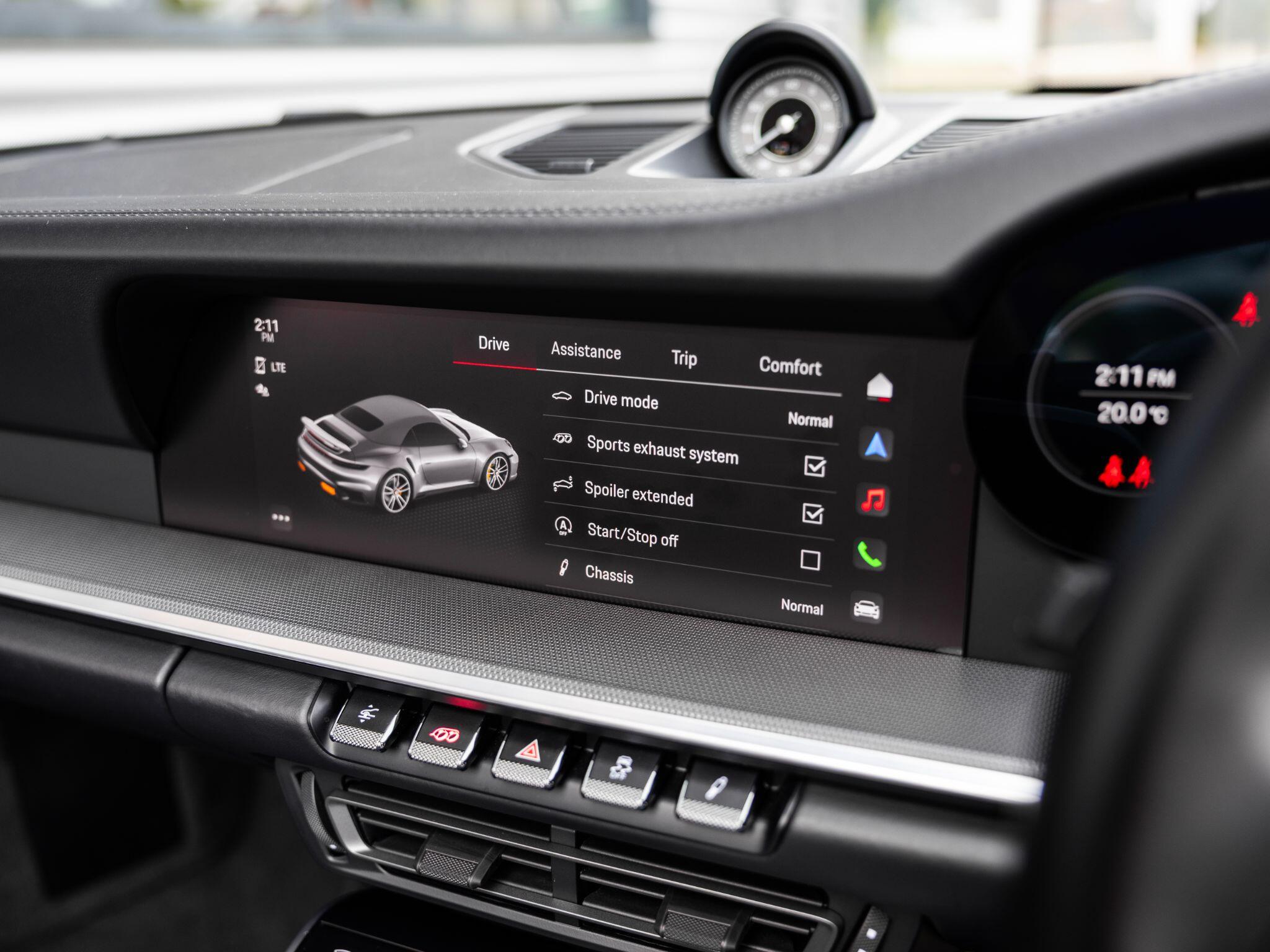 Porsche 911 view 43