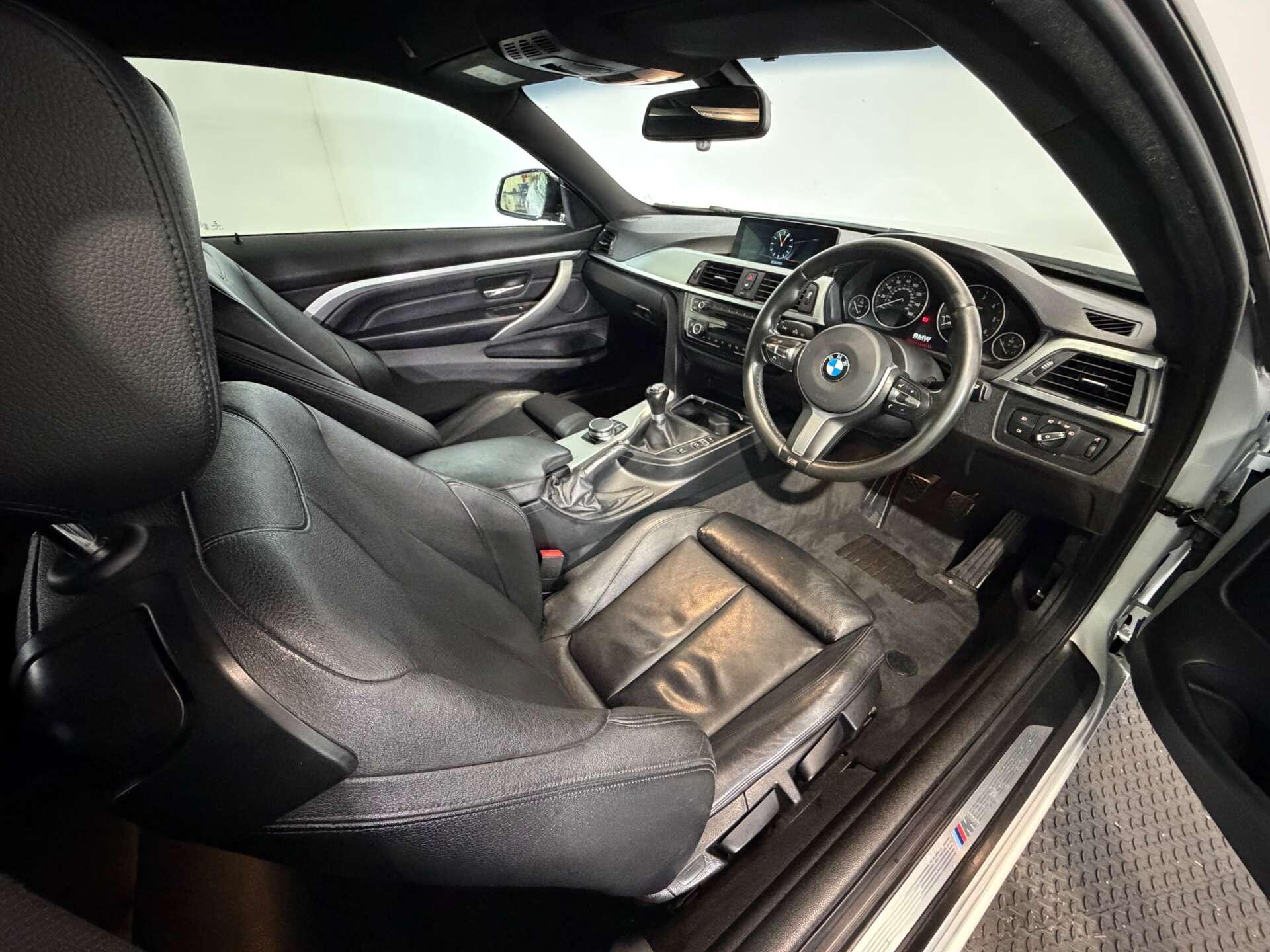BMW 4 Series view 14