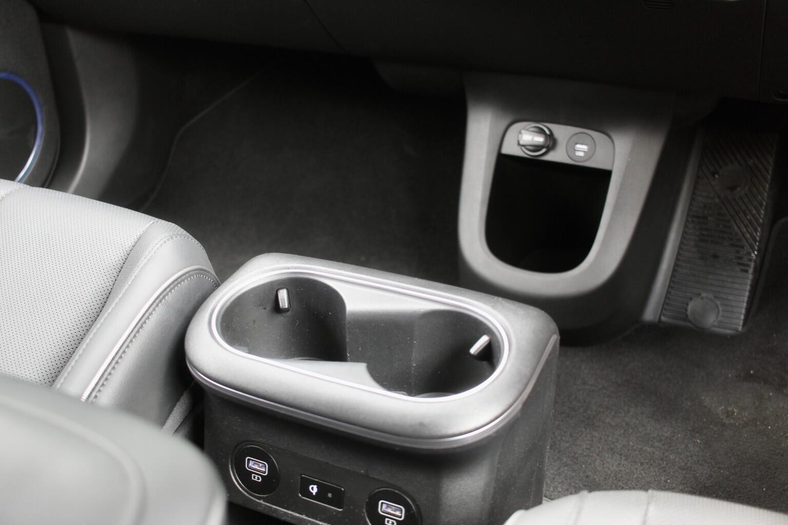 Hyundai IONIQ 5 view 16