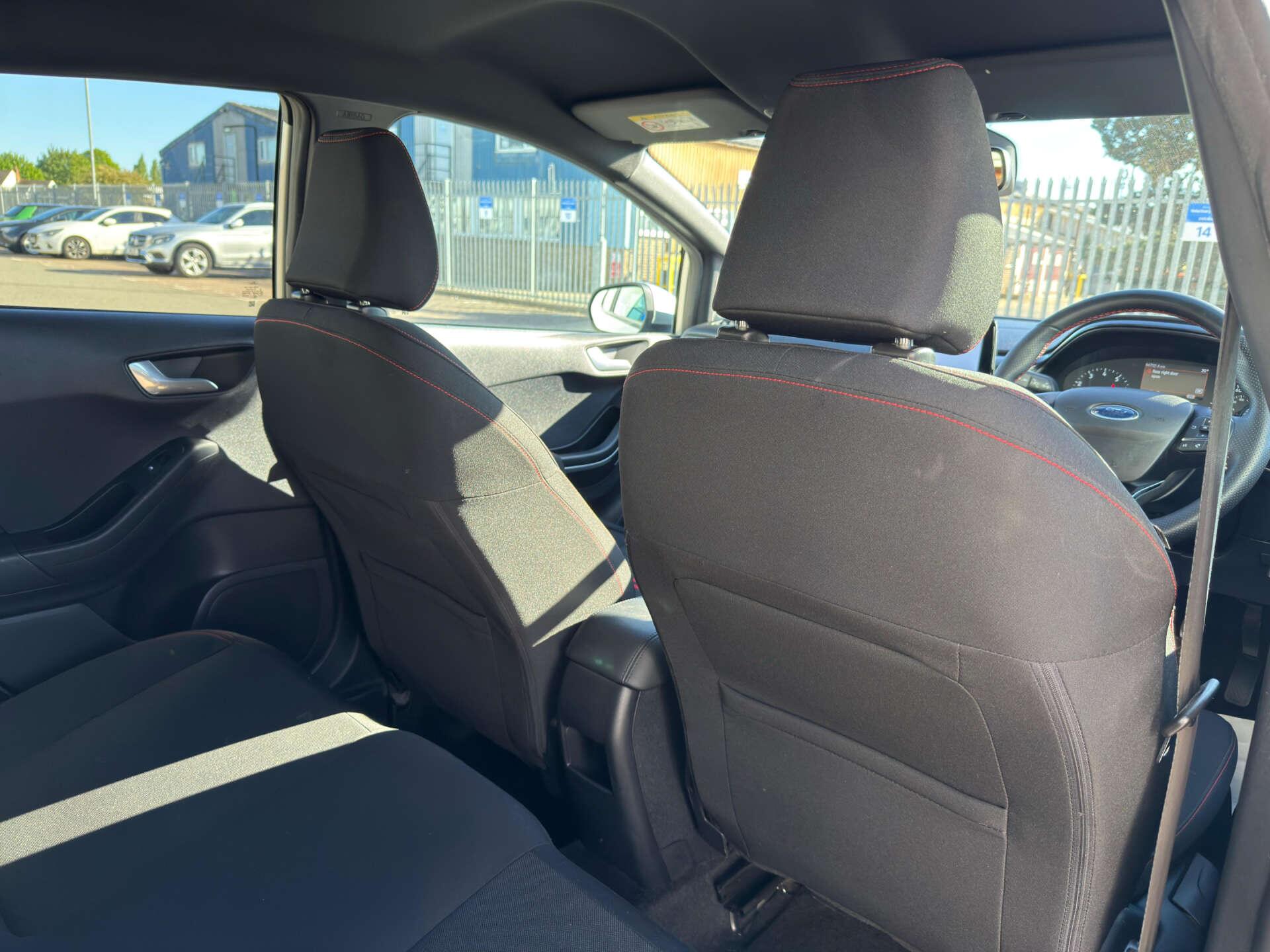 Ford Fiesta view 27