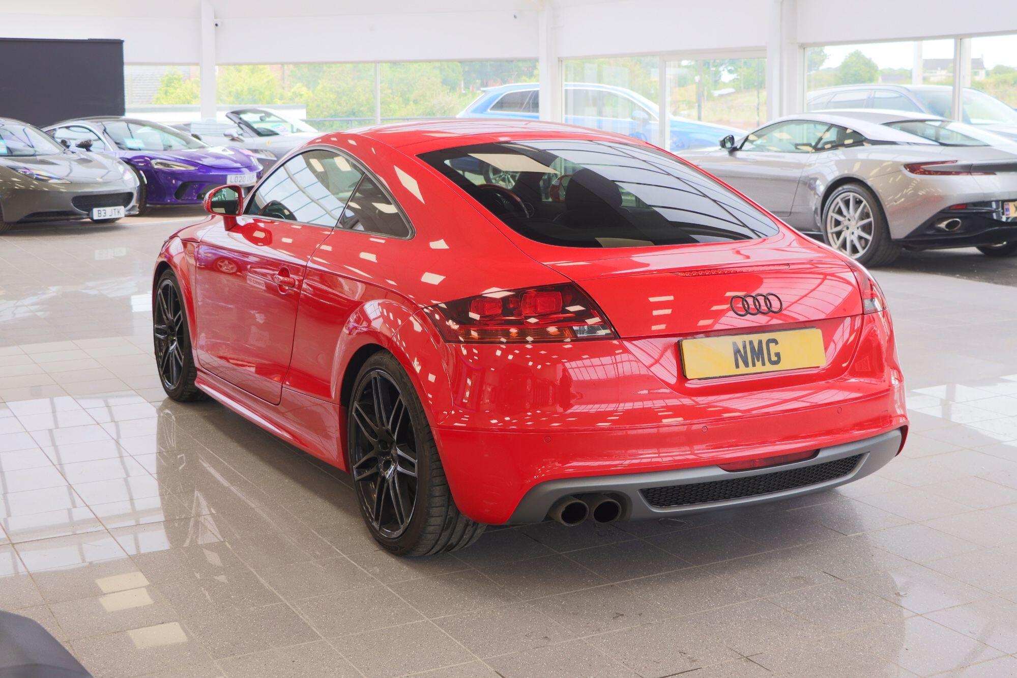 Audi TT view 4