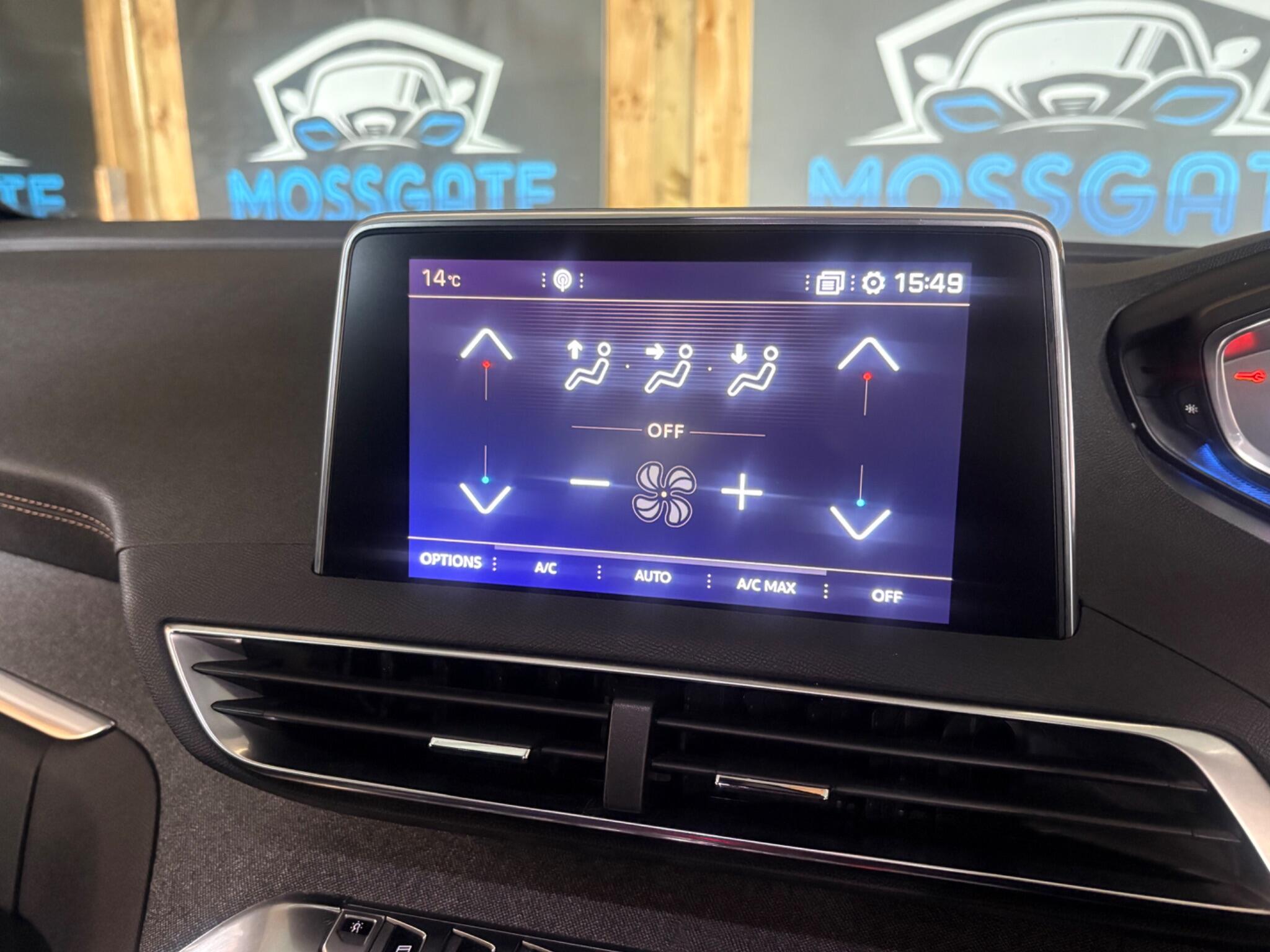 Peugeot 5008 view 27