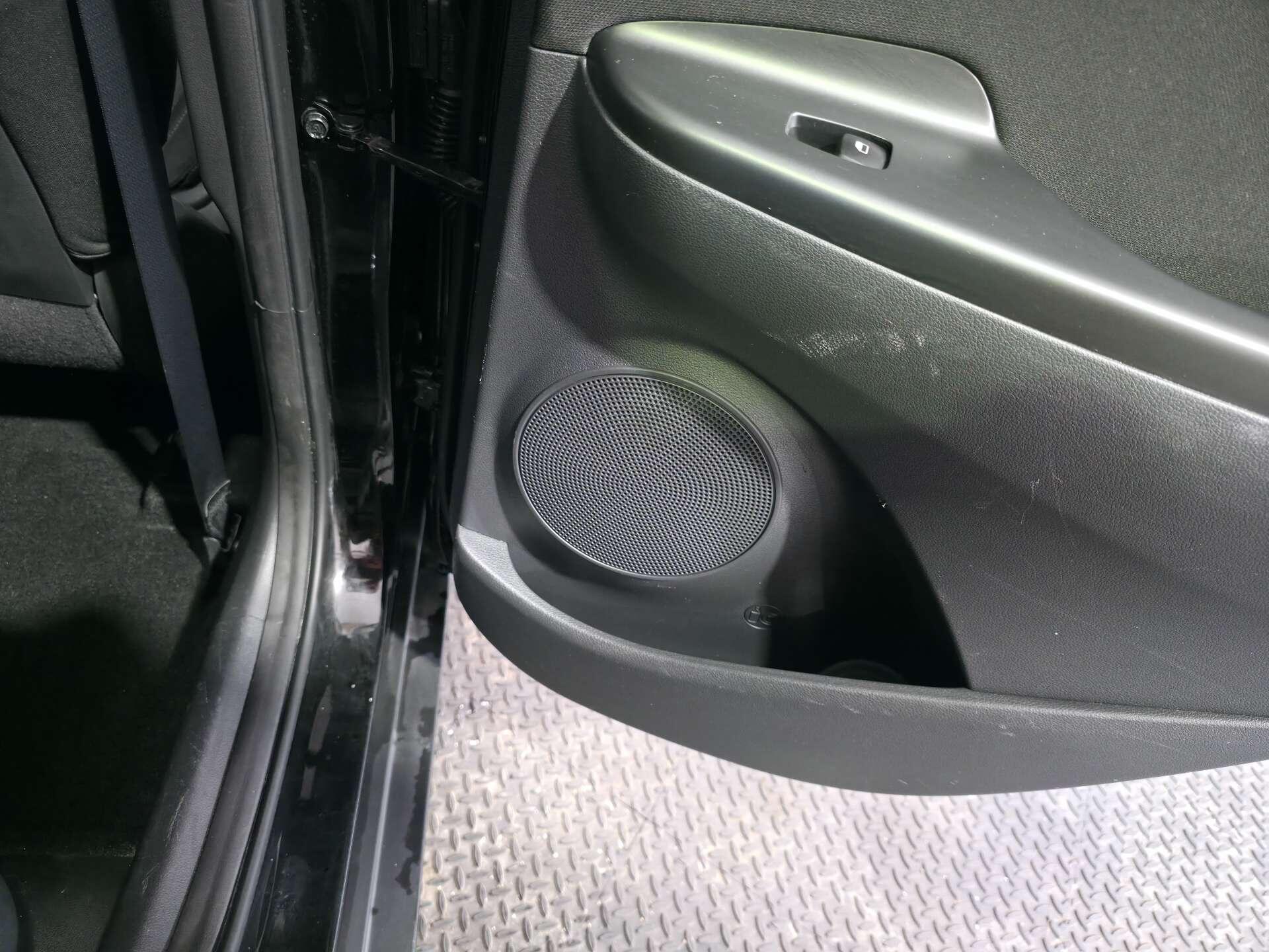 Hyundai Kona view 46