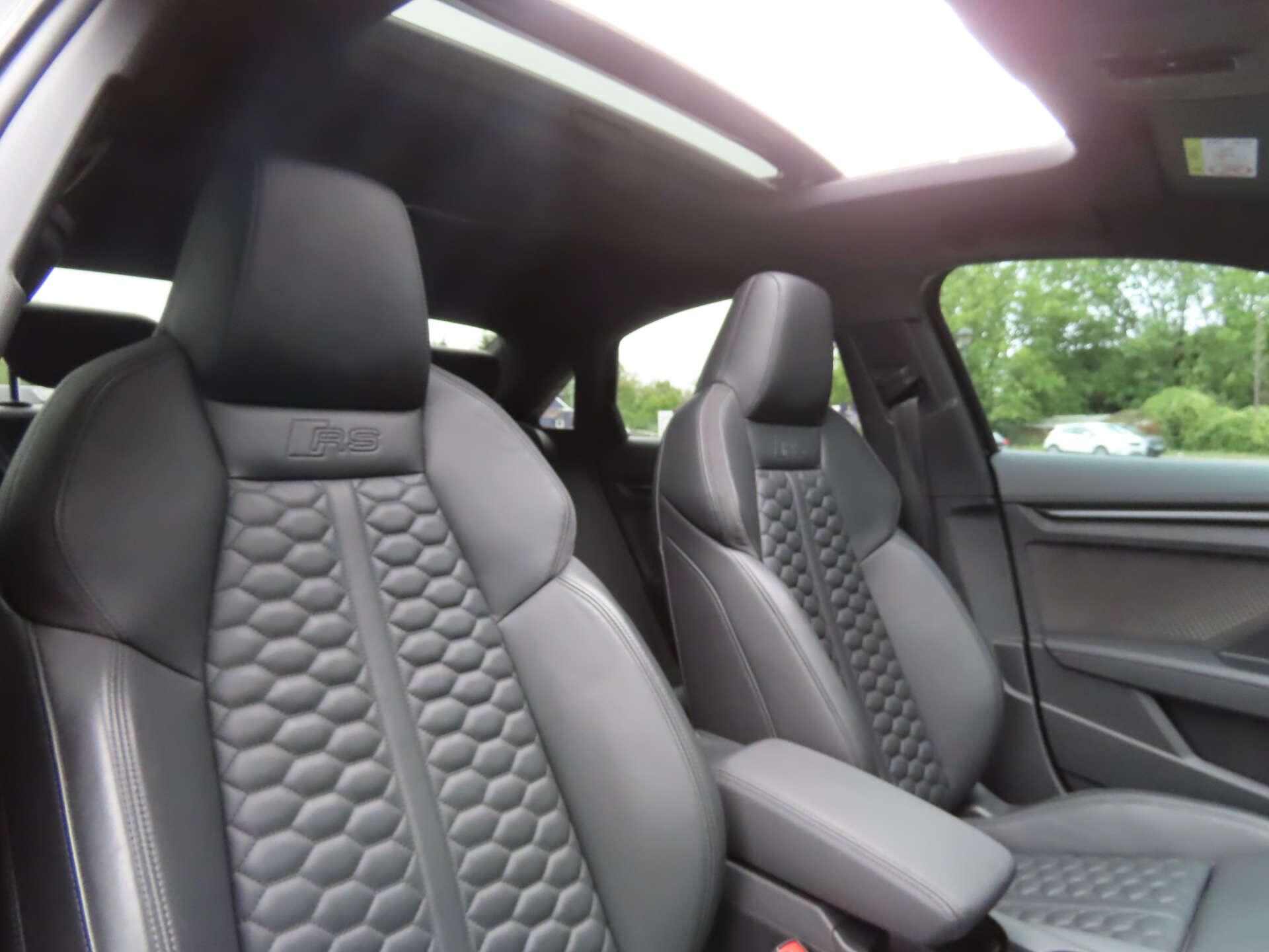 Audi RS3 view 9