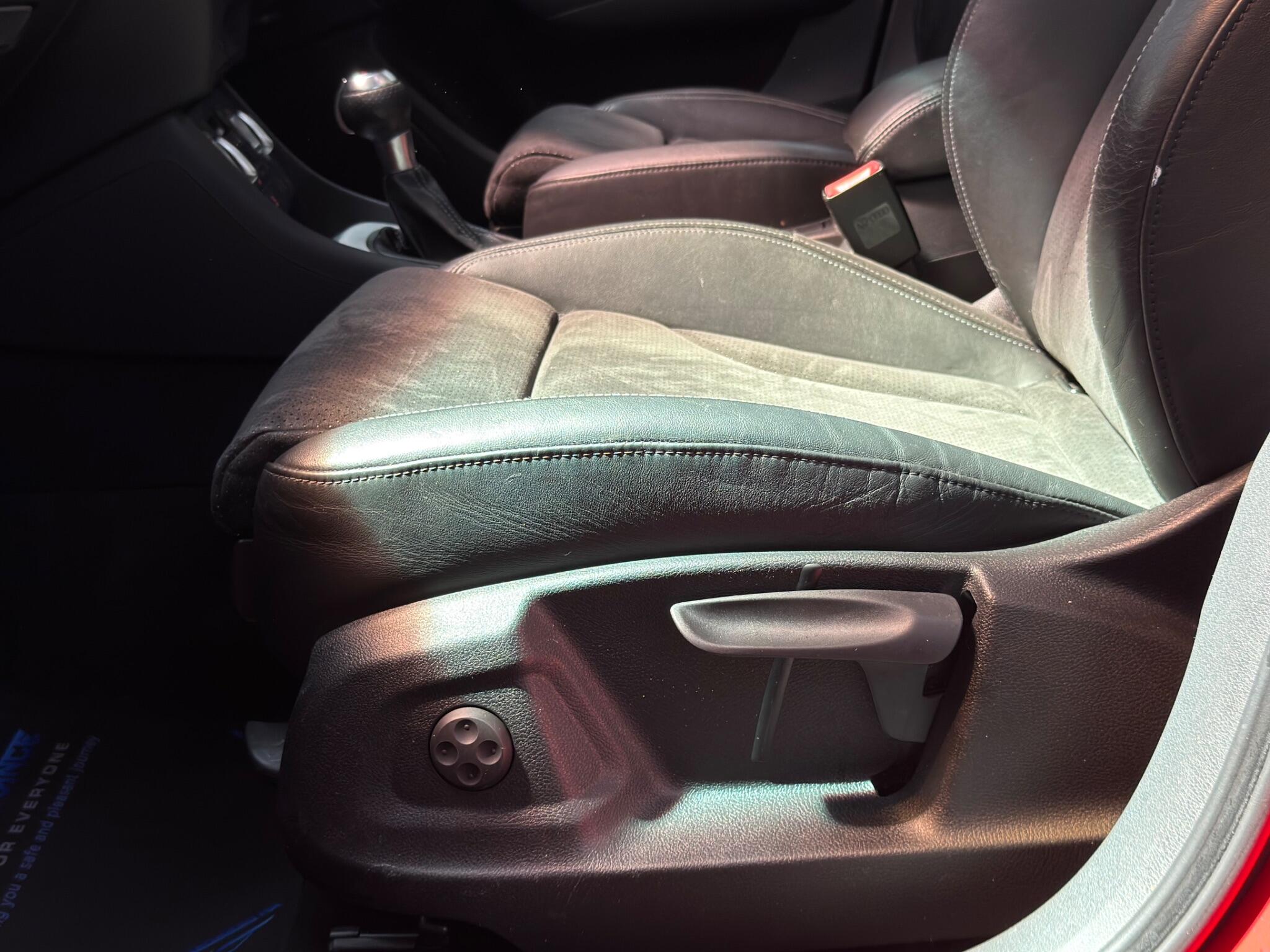 Audi Q3 view 47