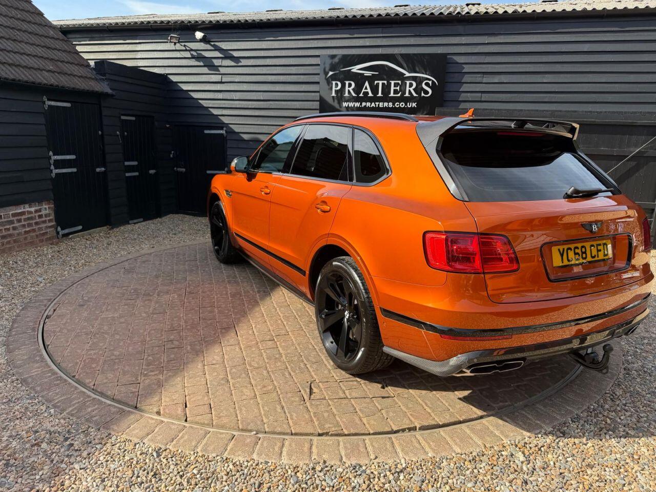 Bentley Bentayga view 39