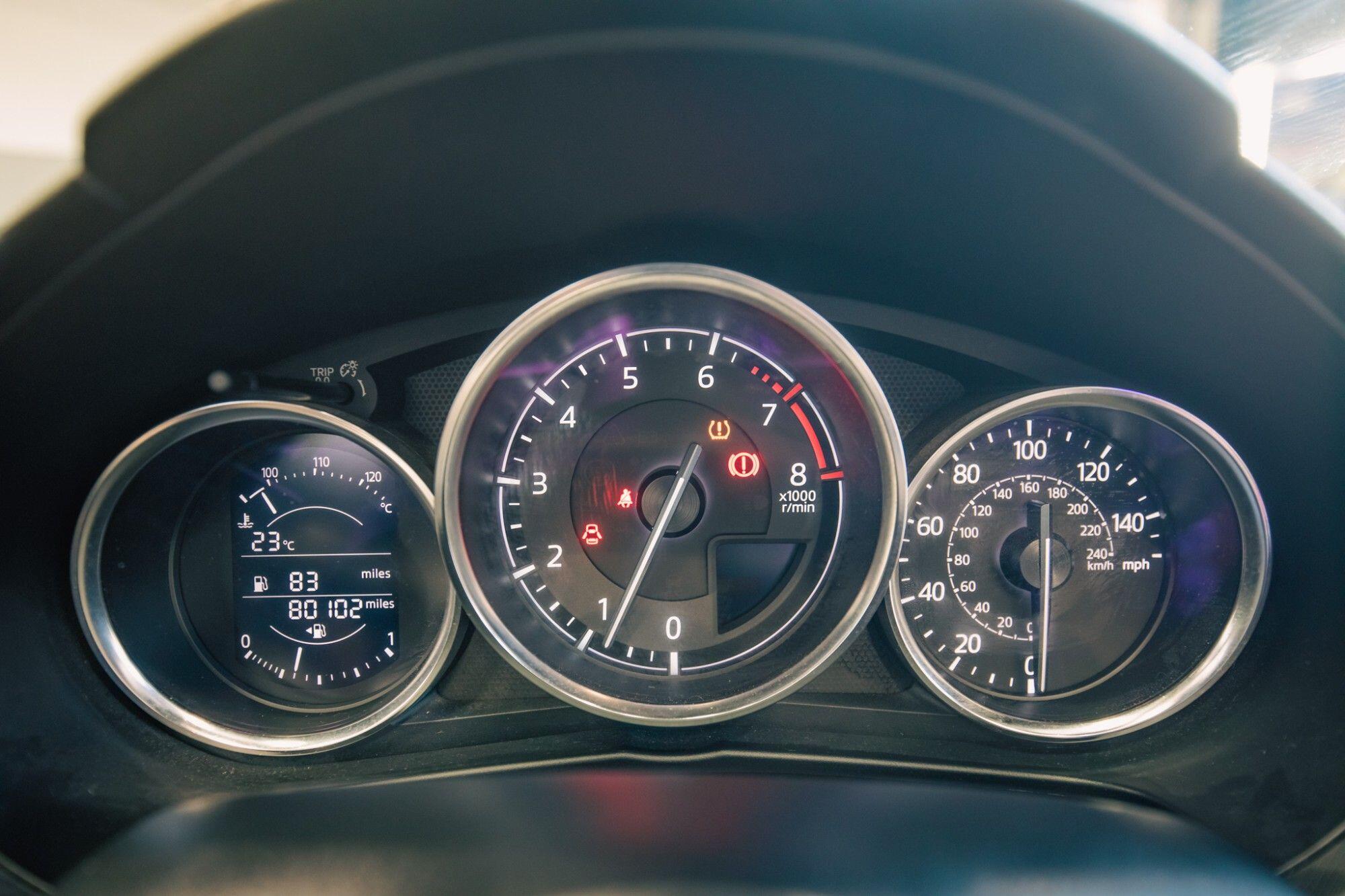 Mazda MX-5 view 13