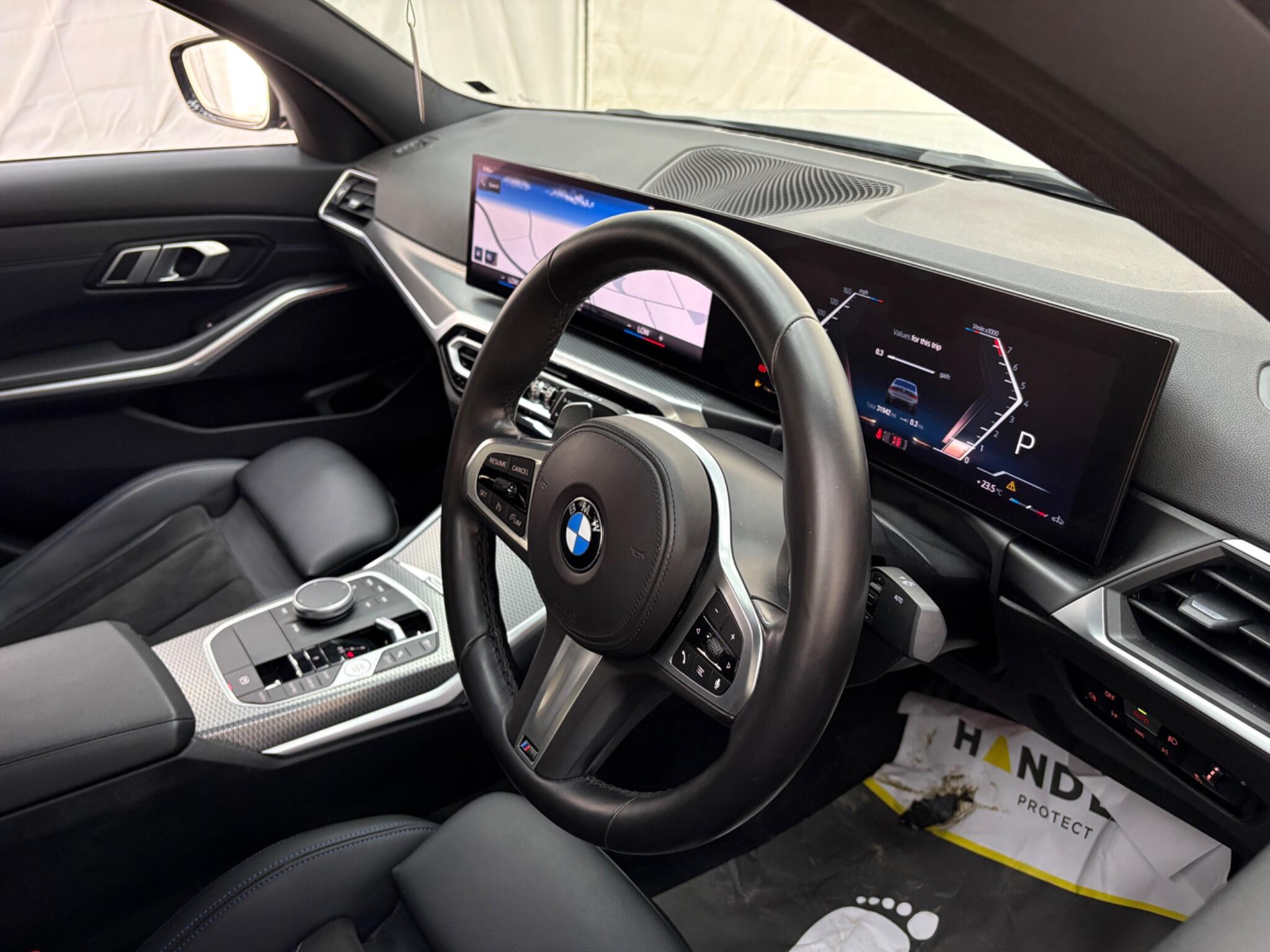 BMW 3 Series view 12