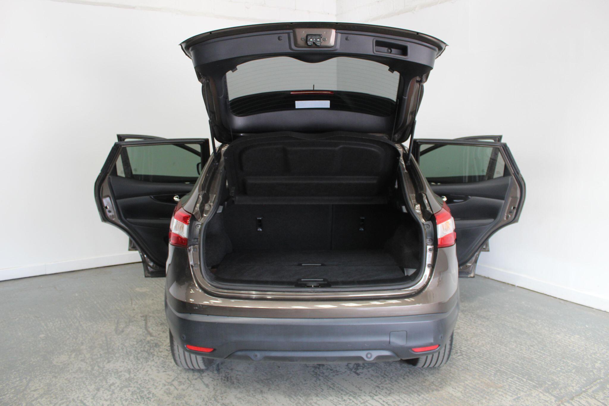Nissan Qashqai view 24